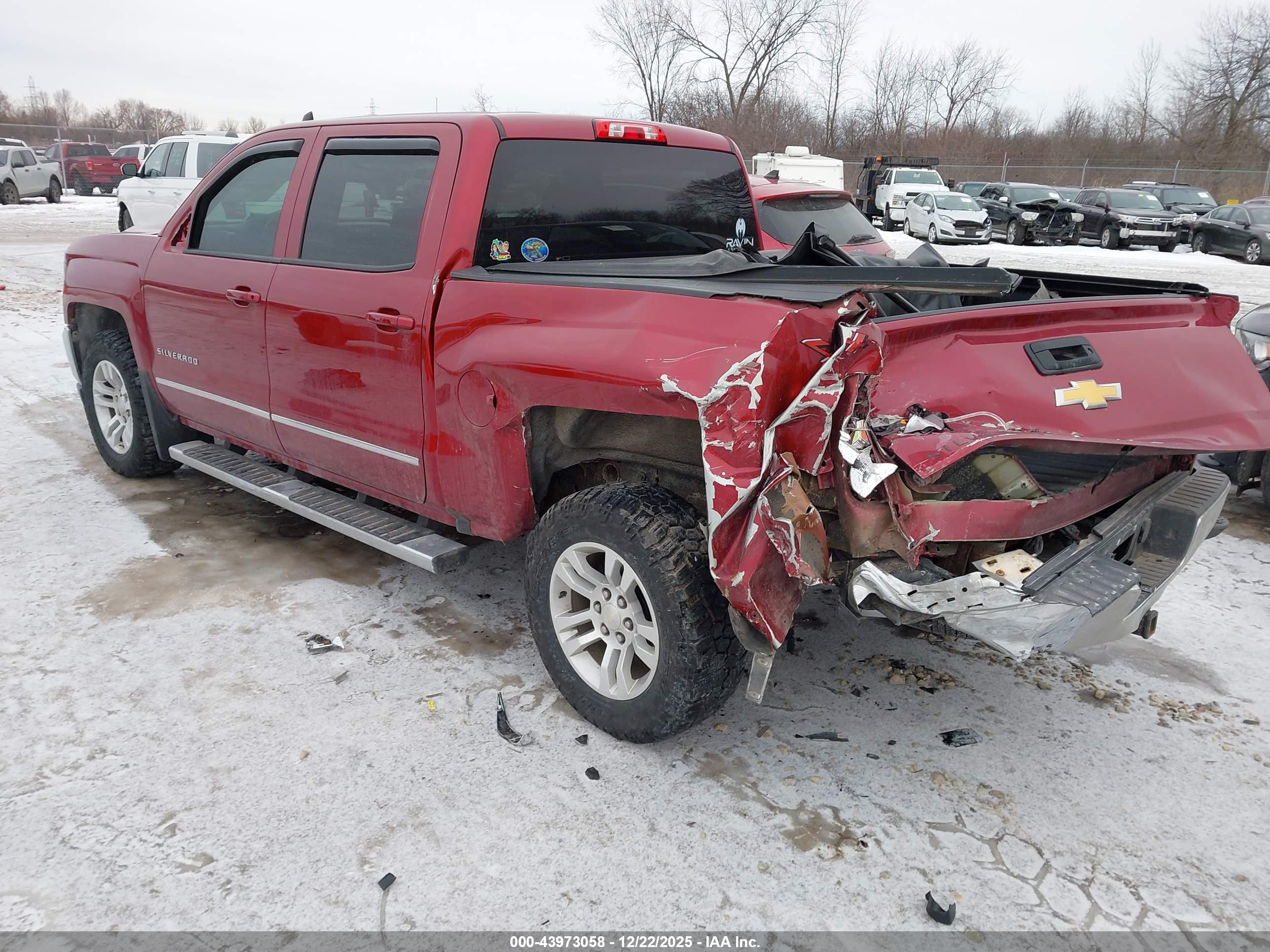 CHEVROLET SILVERADO image 3