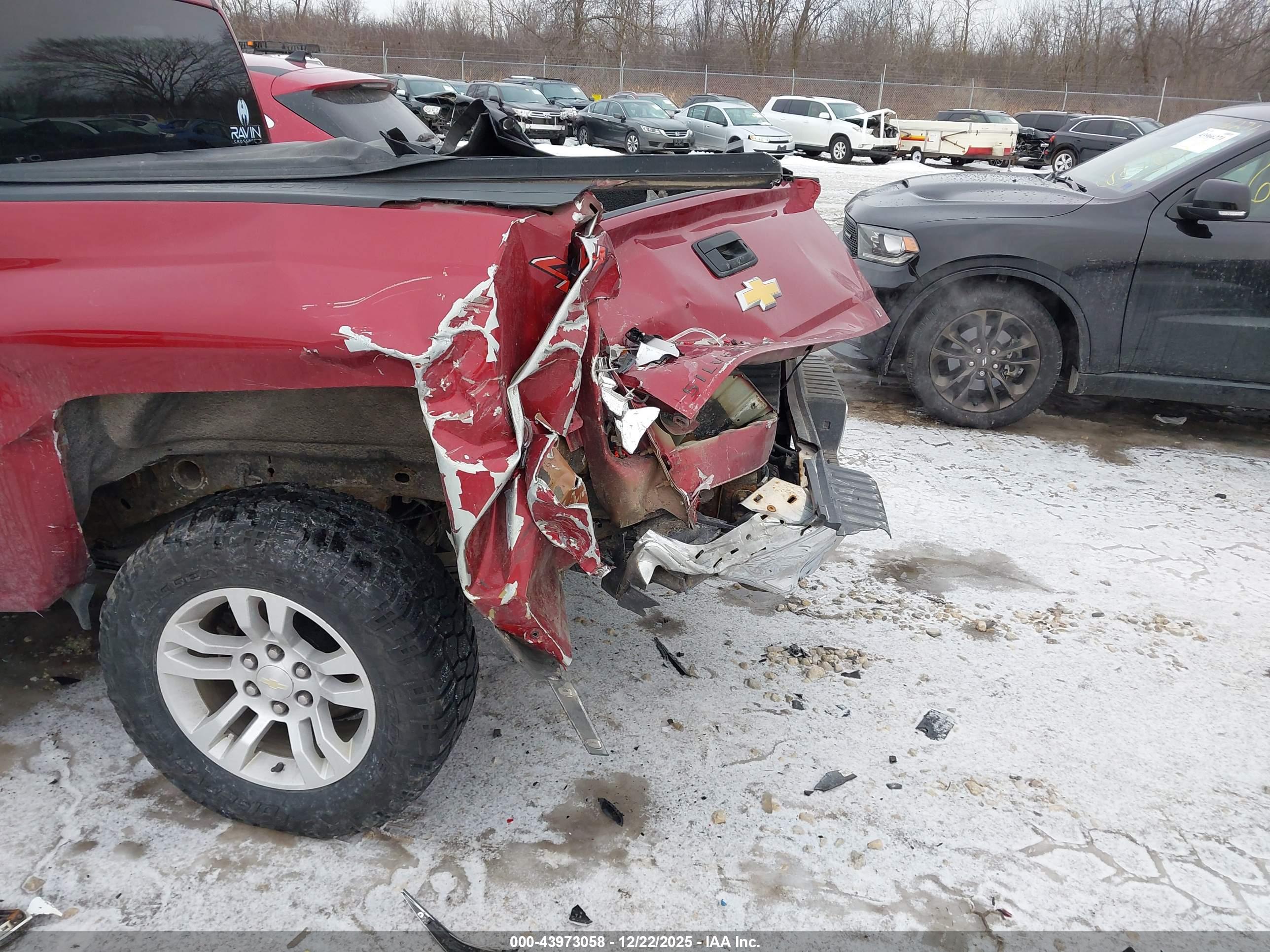 CHEVROLET SILVERADO image 6