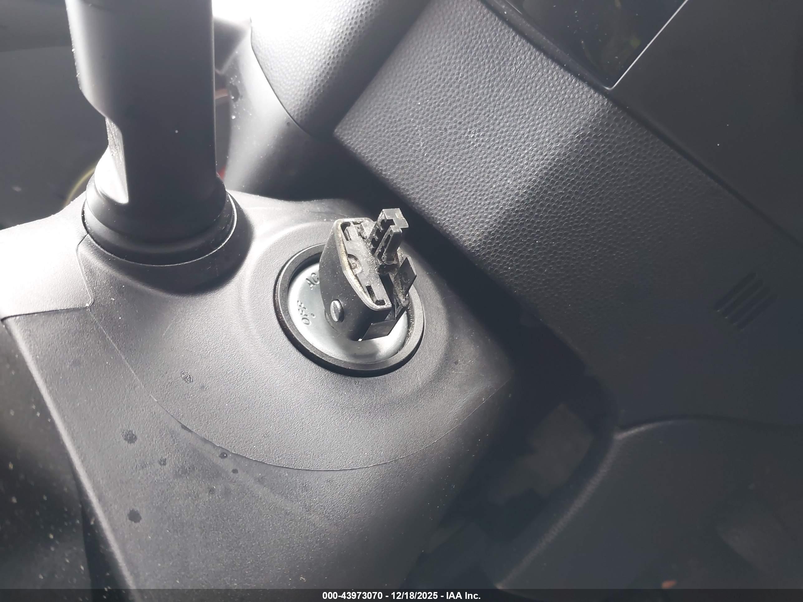MAZDA MAZDA2 image 11