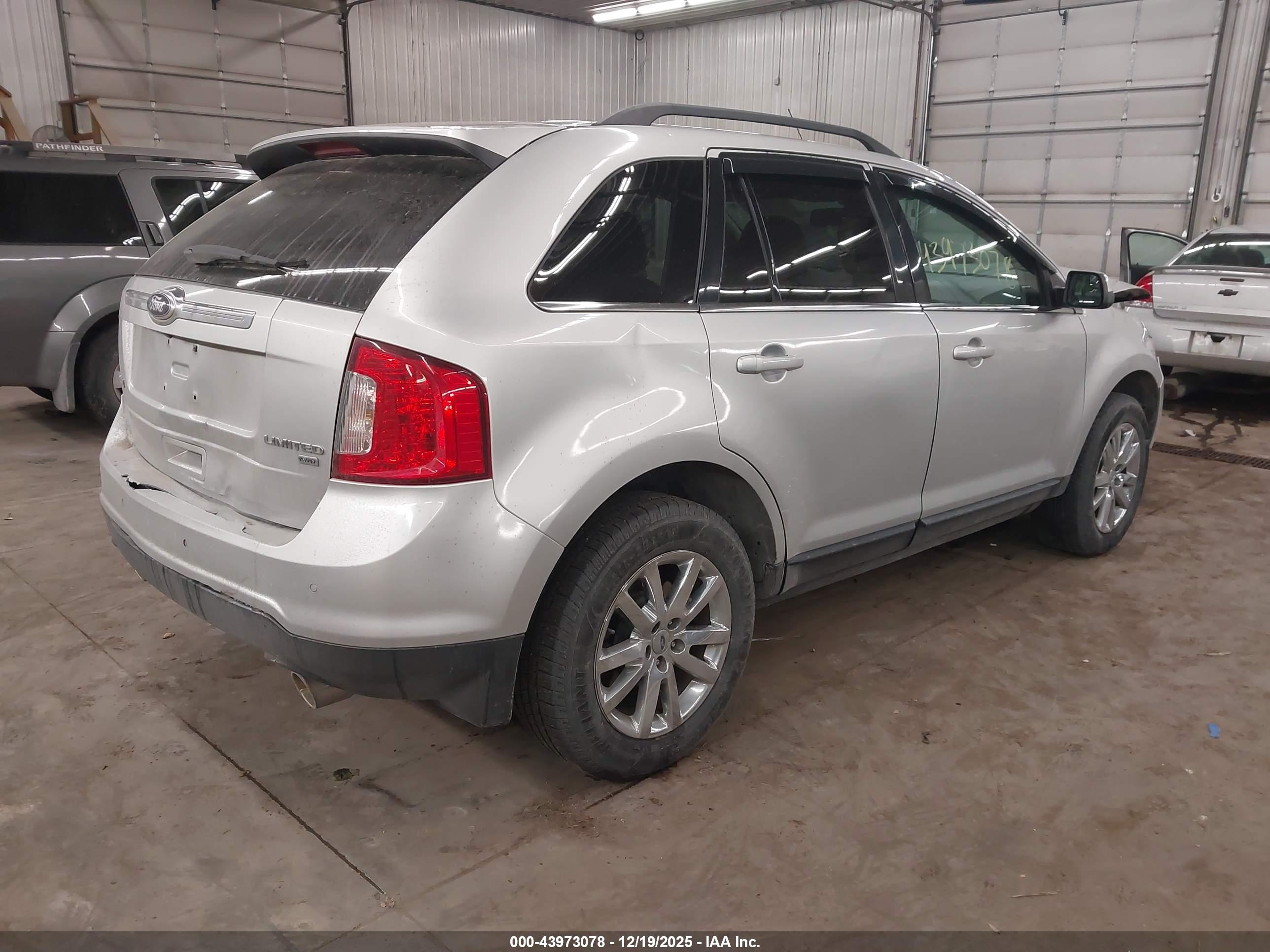 FORD EDGE image 4