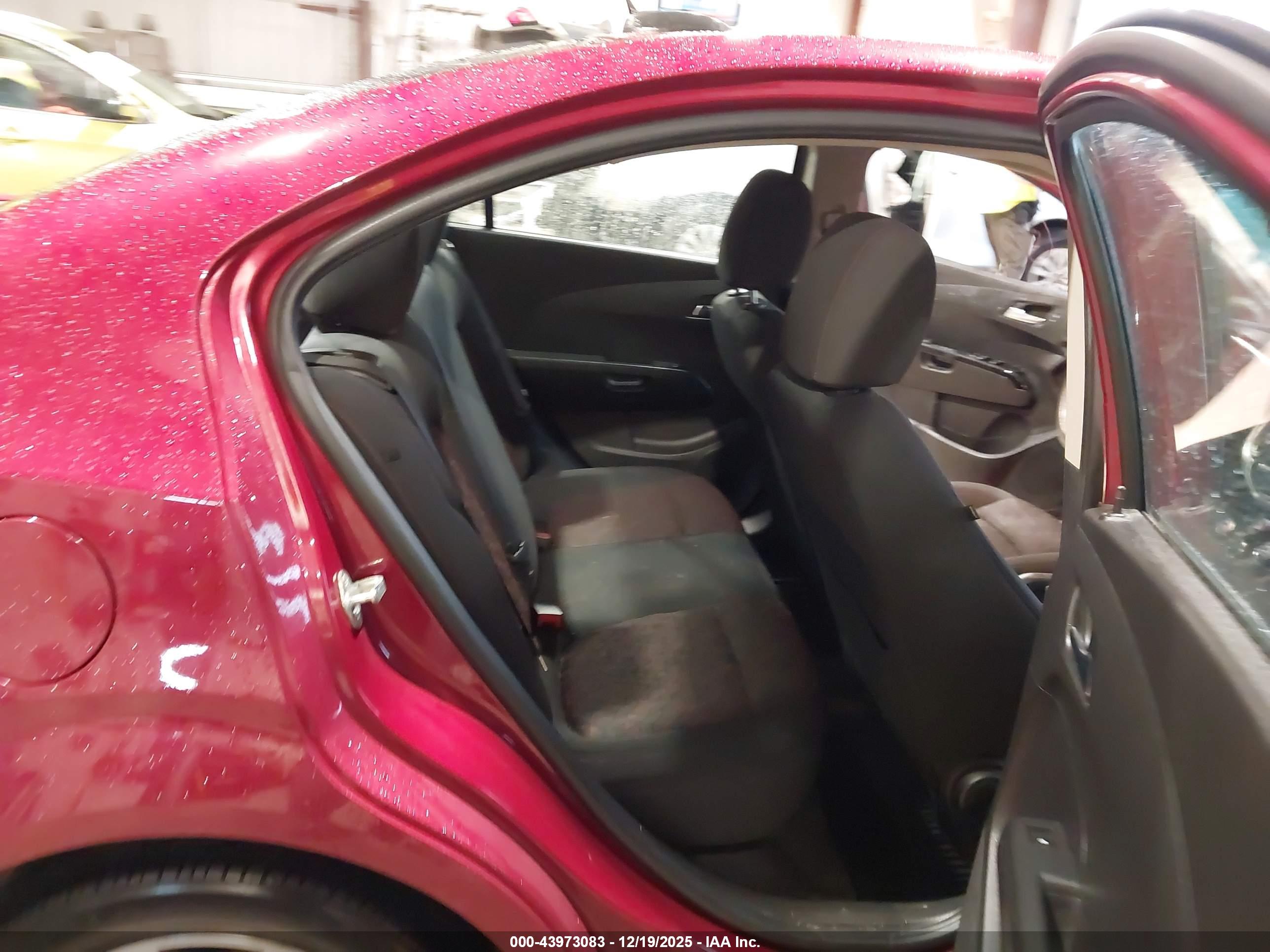 CHEVROLET SONIC image 8