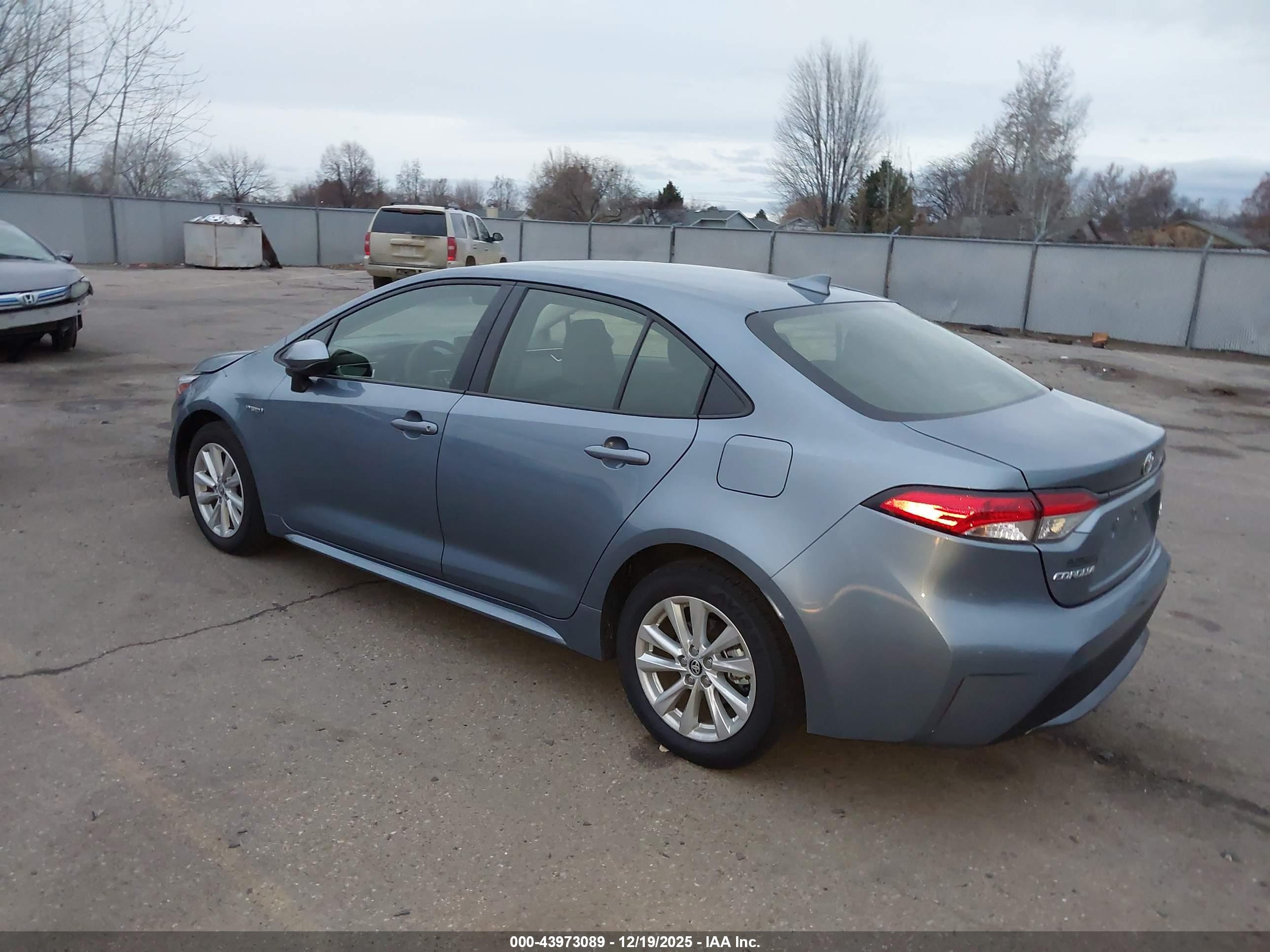 TOYOTA COROLLA image 3