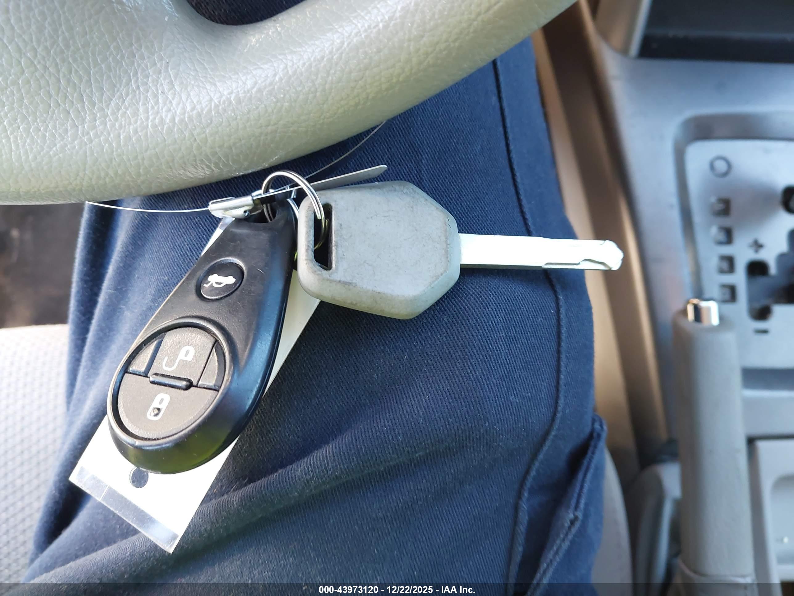 SUBARU FORESTER image 11