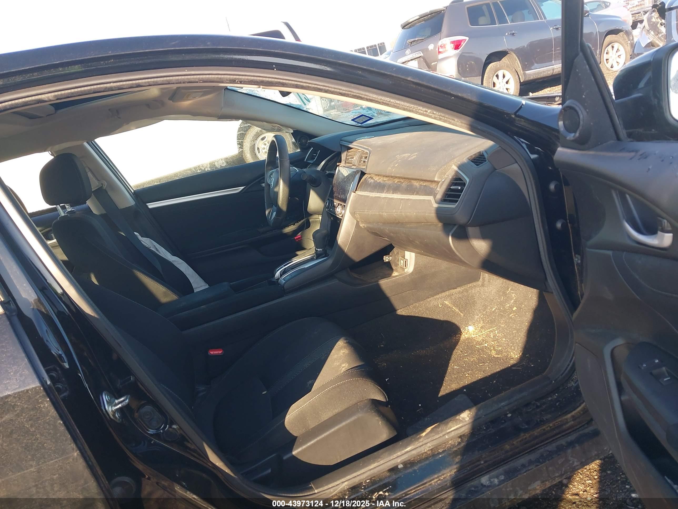 HONDA CIVIC image 5