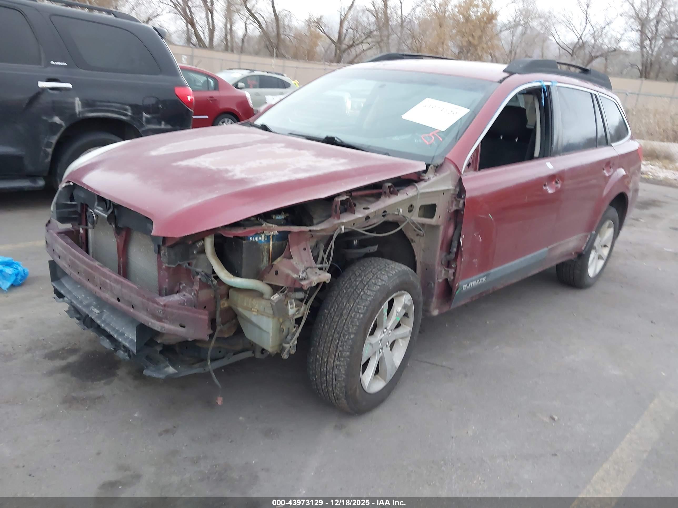 SUBARU OUTBACK image 2