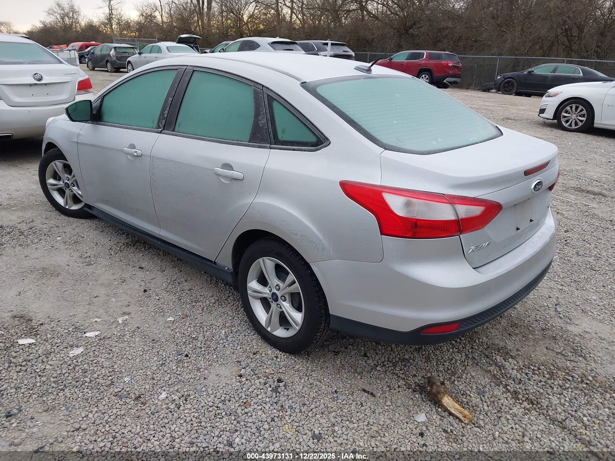 FORD FOCUS image 3