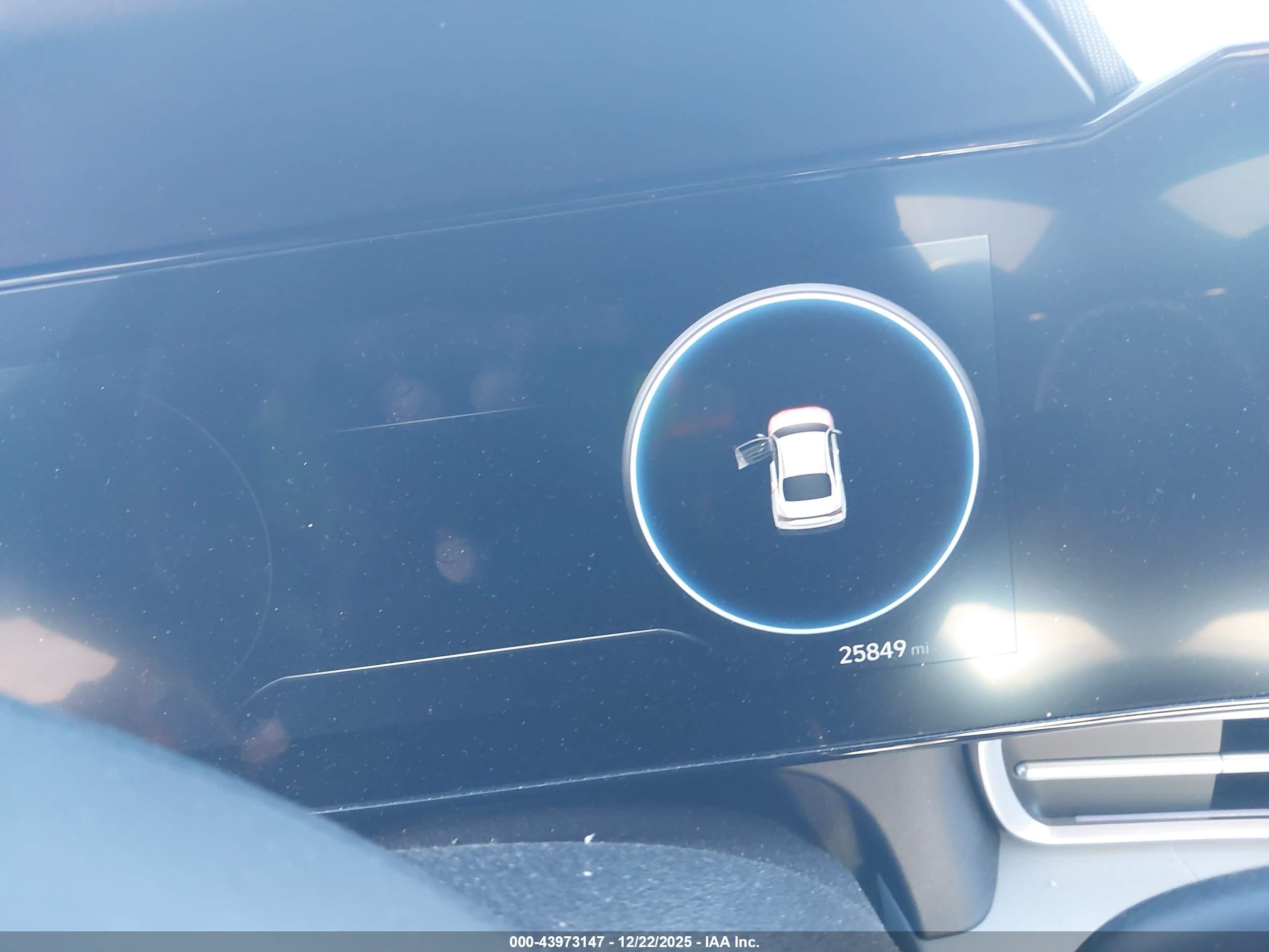HYUNDAI ELANTRA image 7