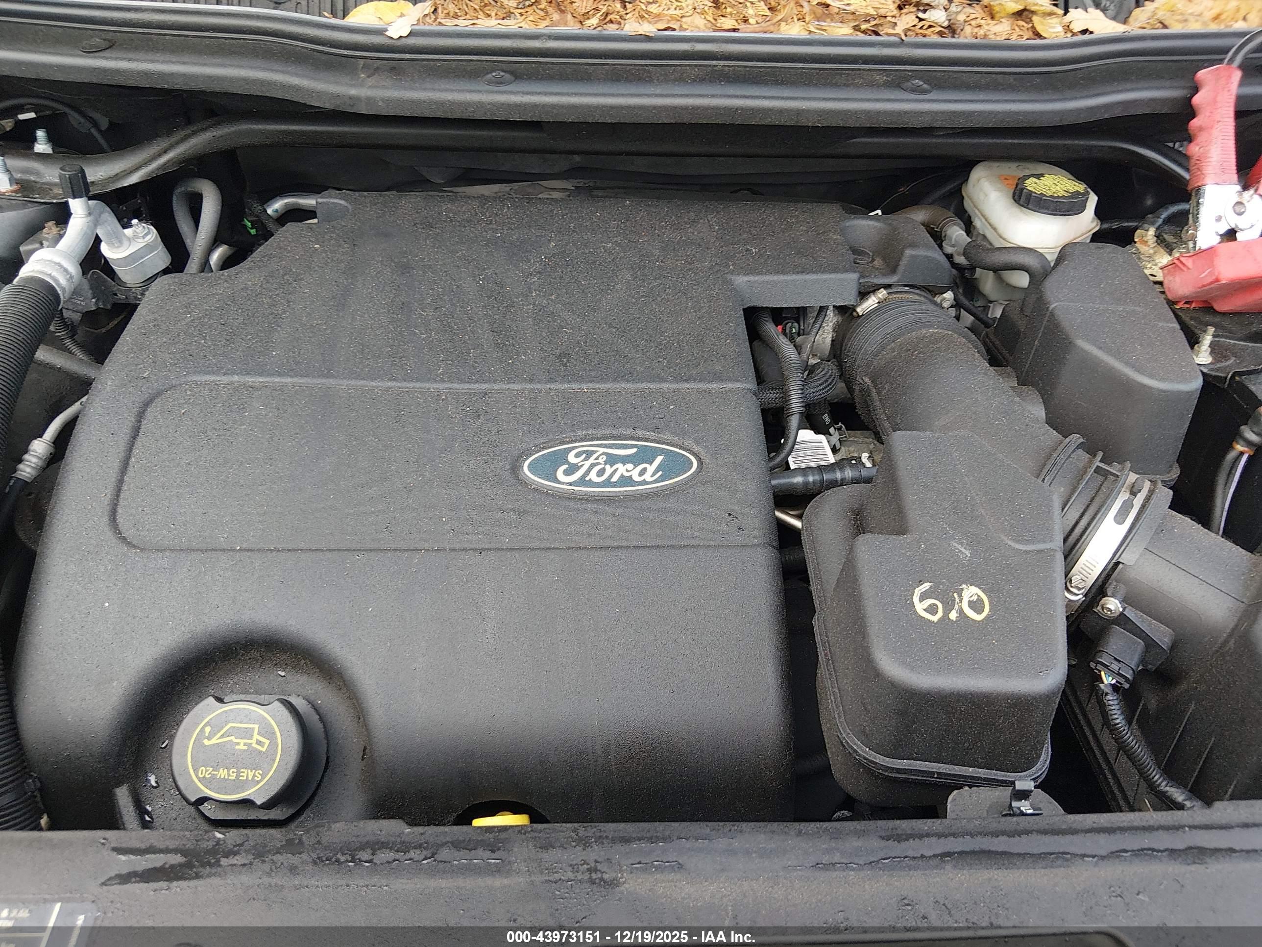 FORD EXPLORER image 10
