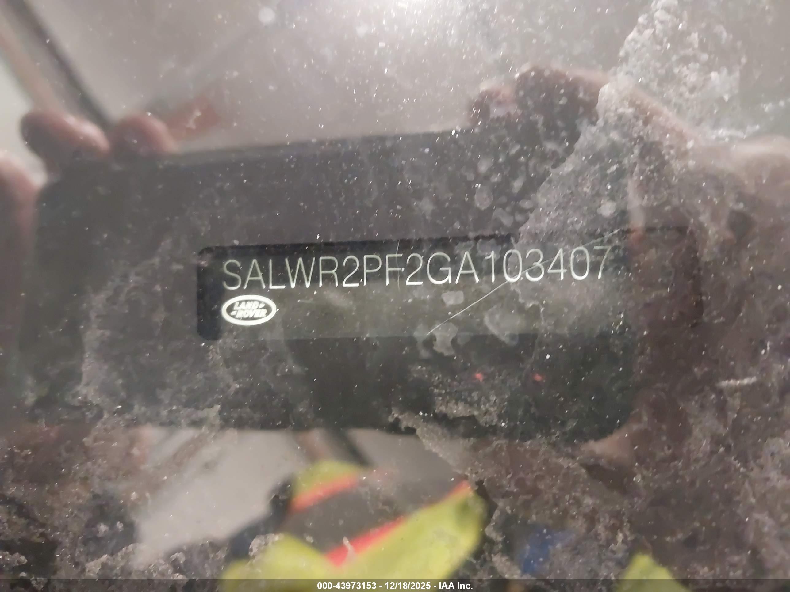 LAND ROVER image 9
