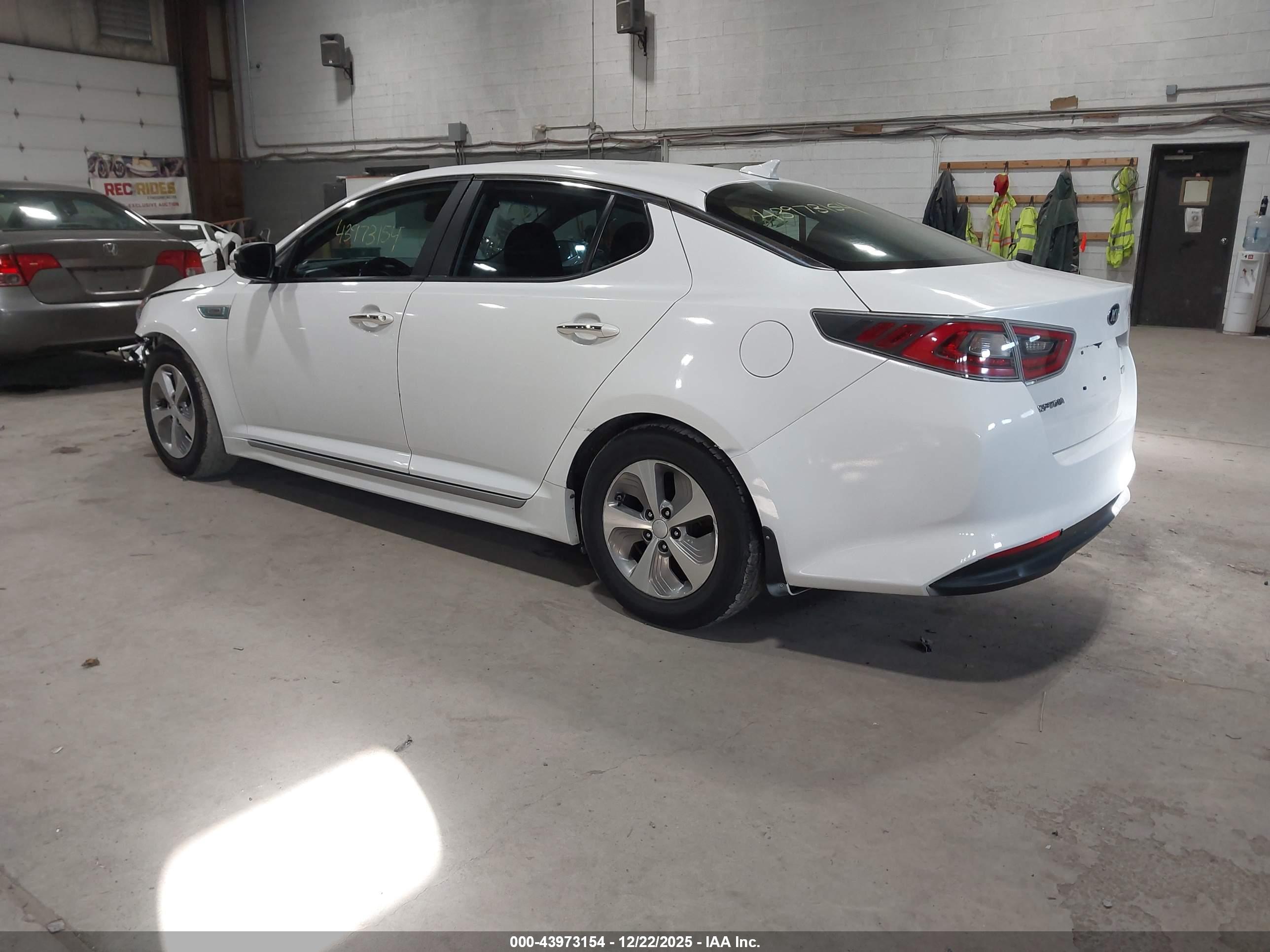 KIA OPTIMA image 3