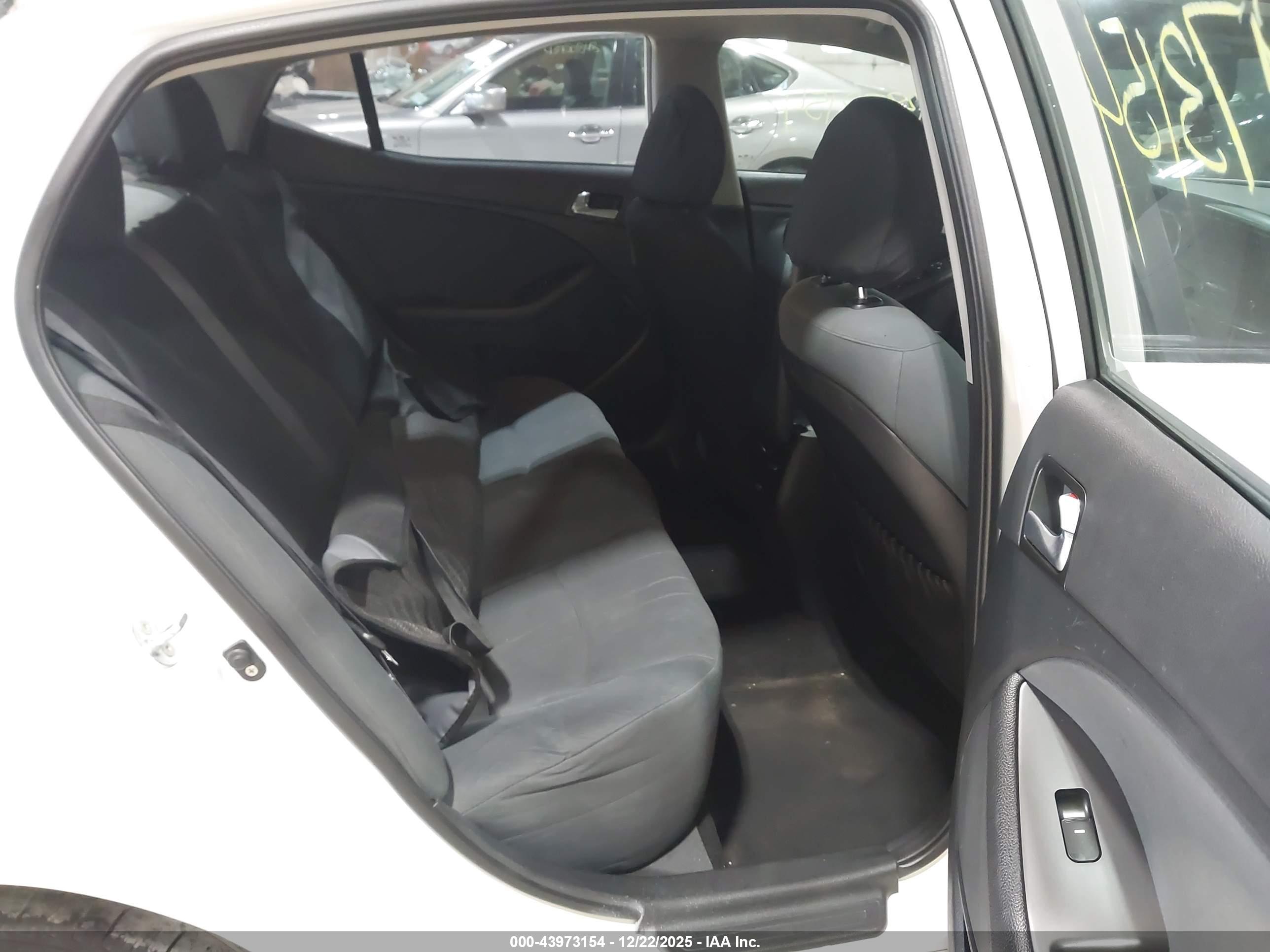 KIA OPTIMA image 8