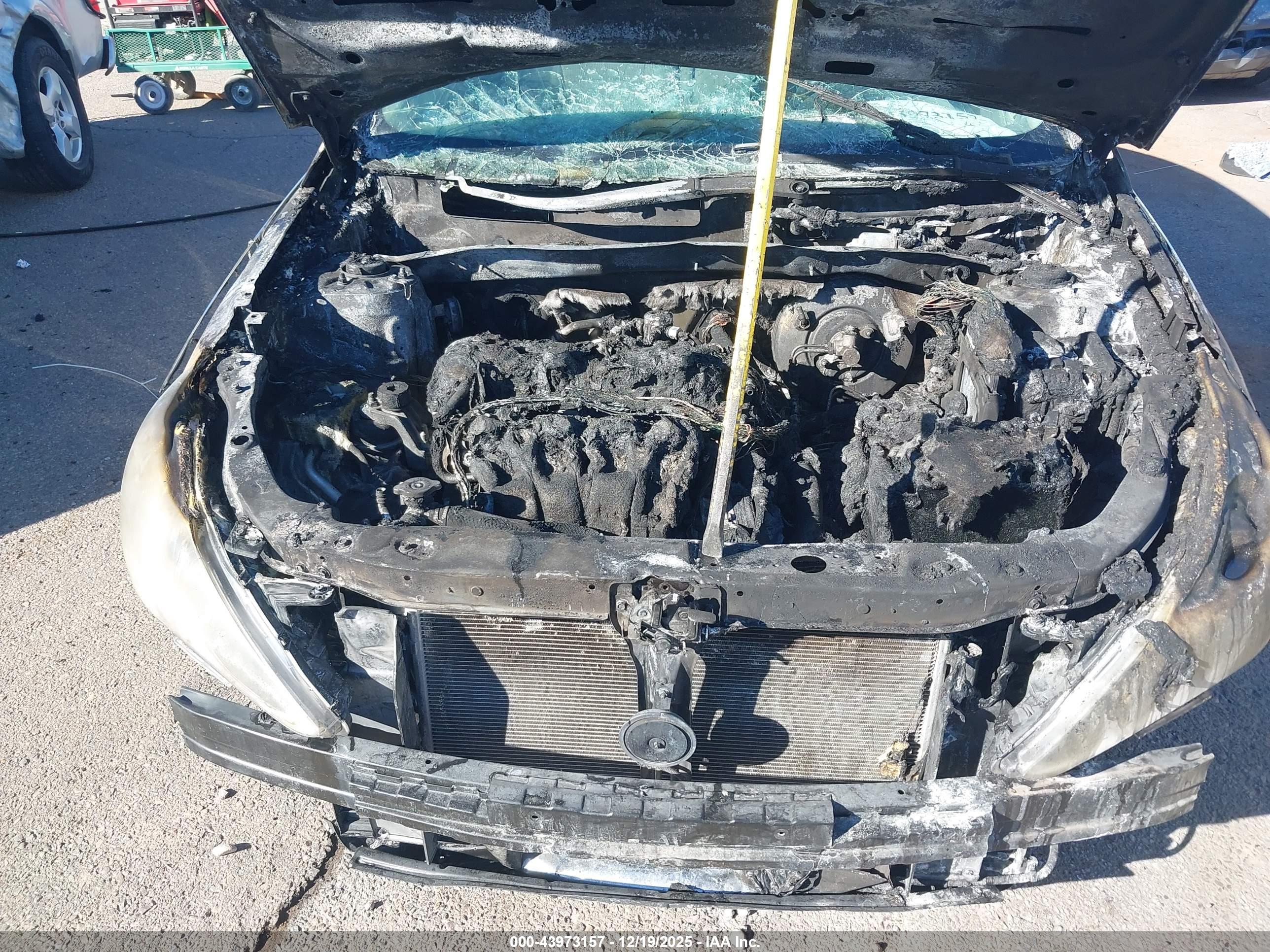 HYUNDAI SONATA image 10