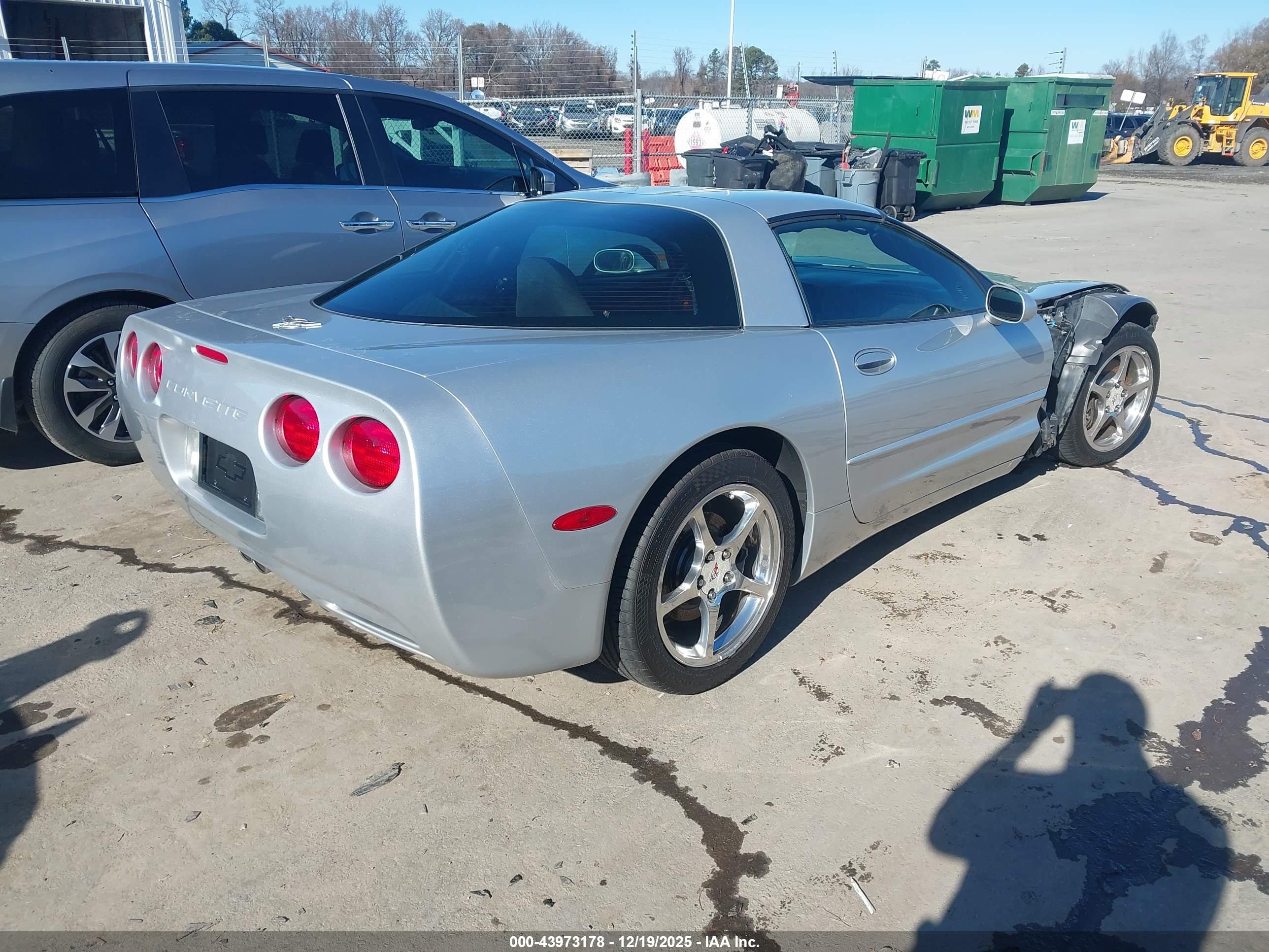 CHEVROLET CORVETTE image 4