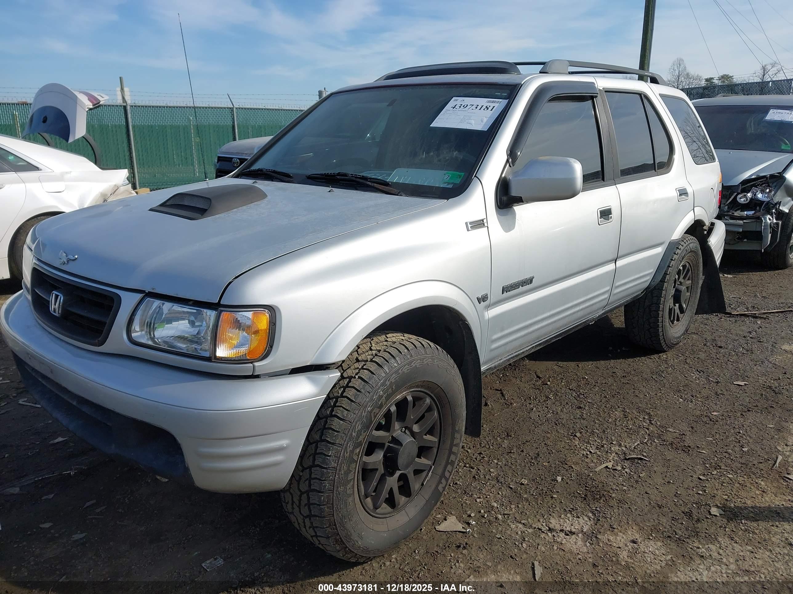 HONDA PASSPORT image 2