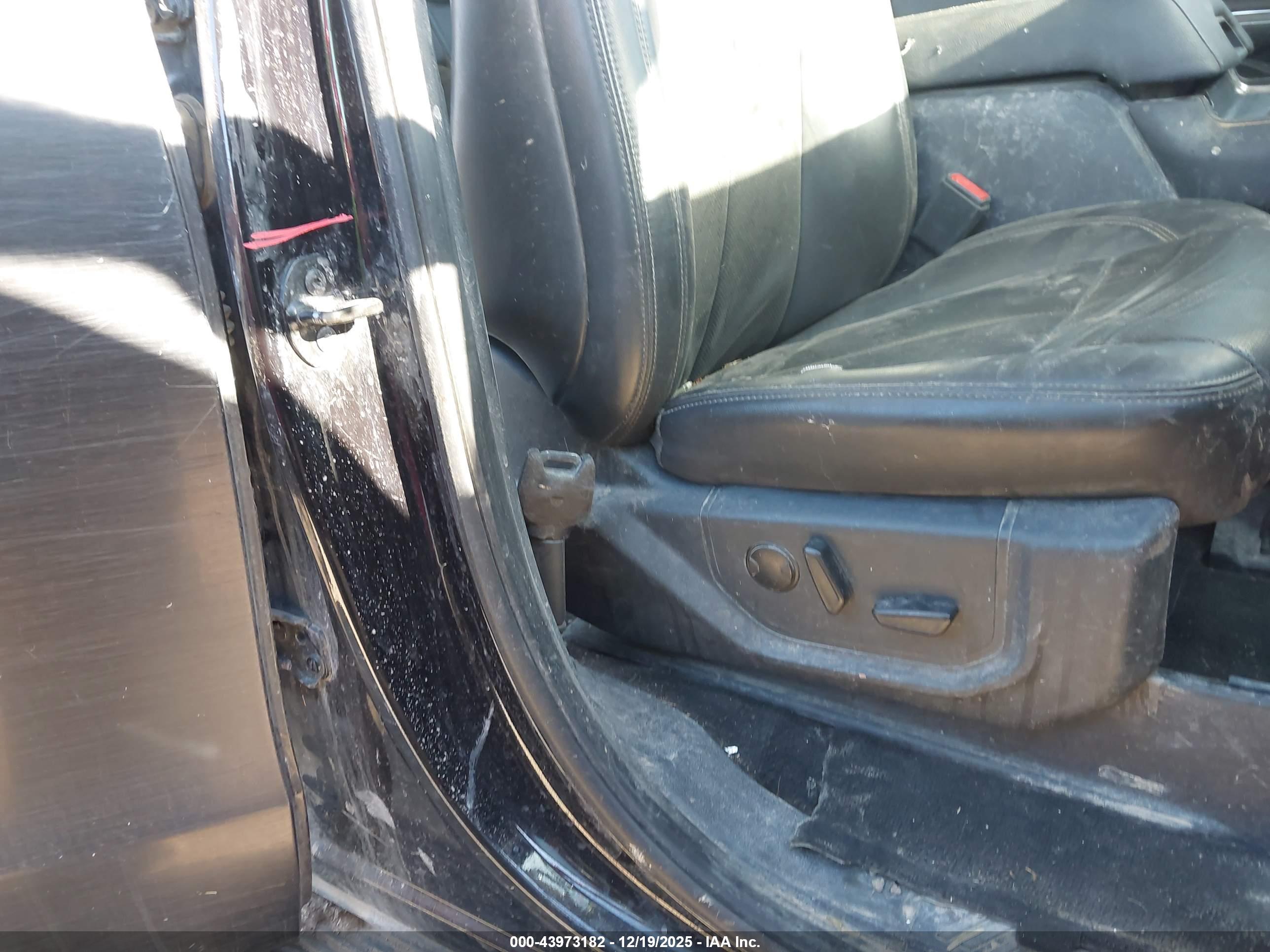 FORD EXPEDITION image 6
