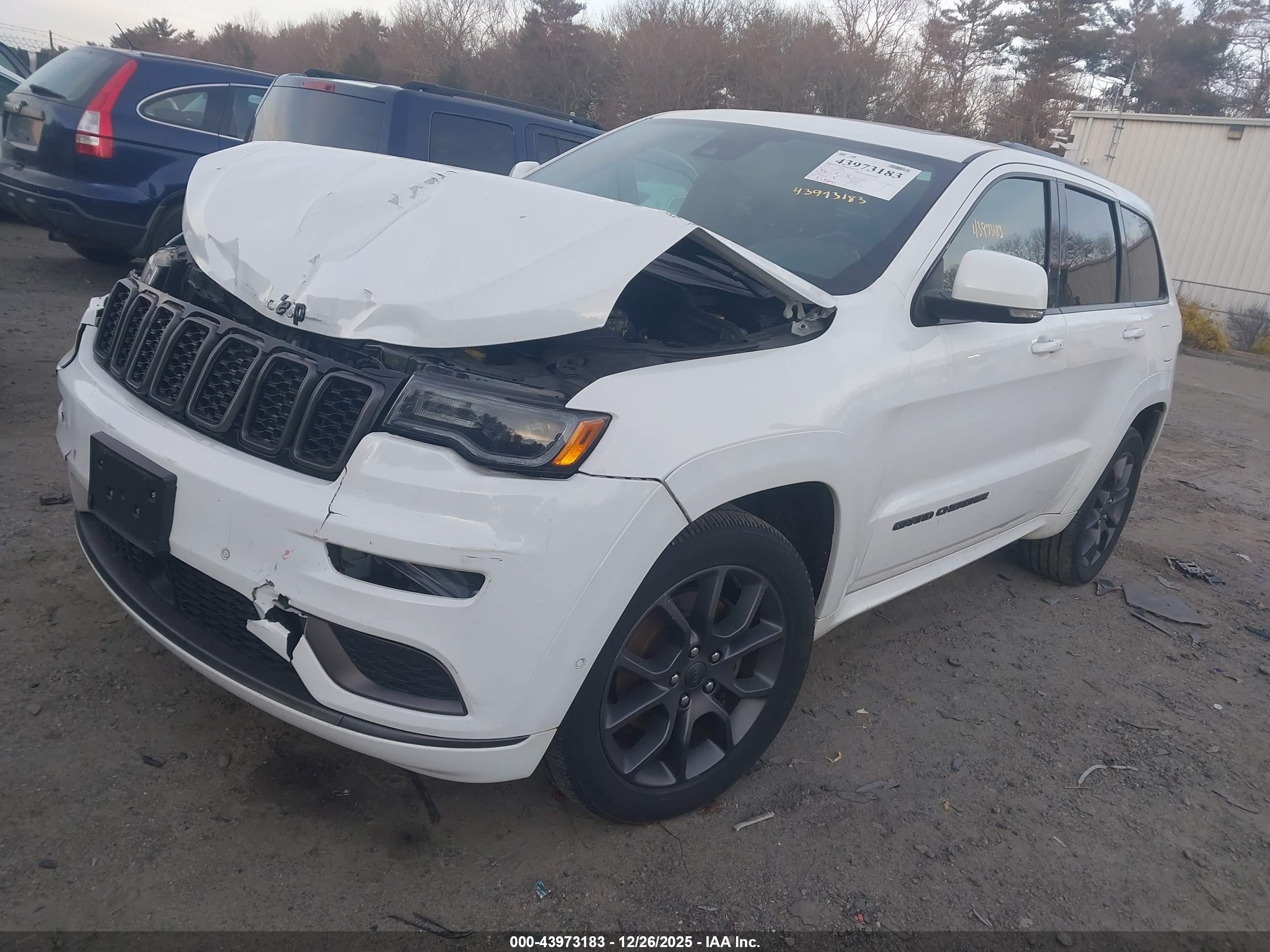 JEEP GRAND image 2