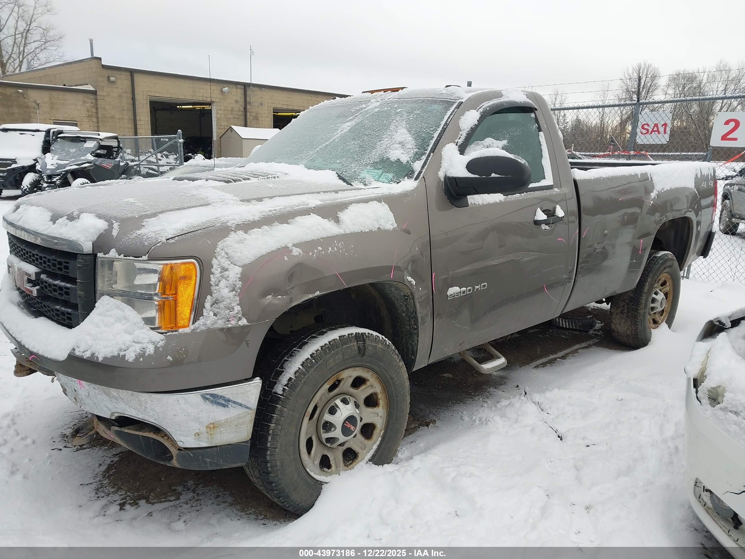 GMC SIERRA image 2