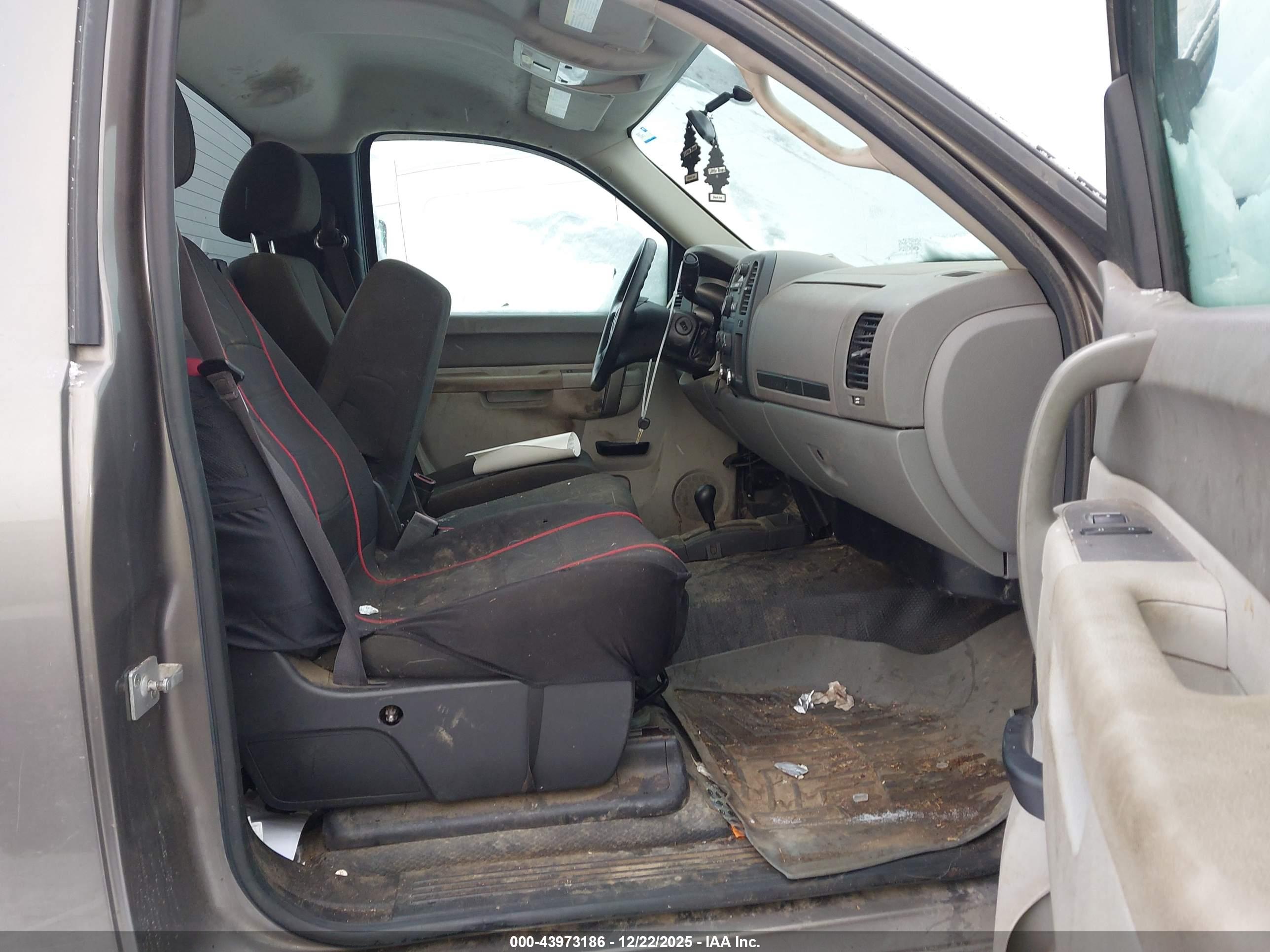 GMC SIERRA image 5