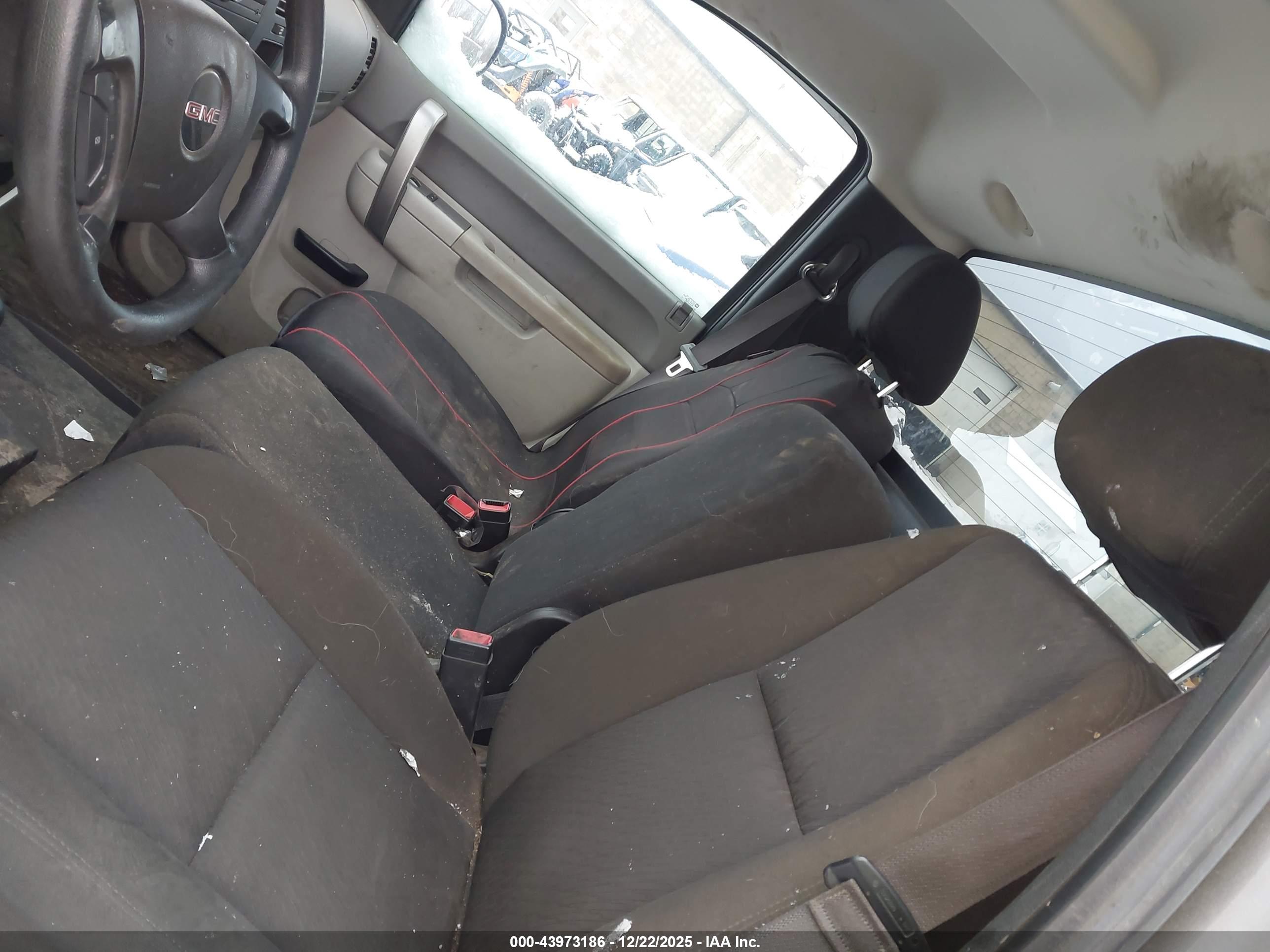 GMC SIERRA image 8