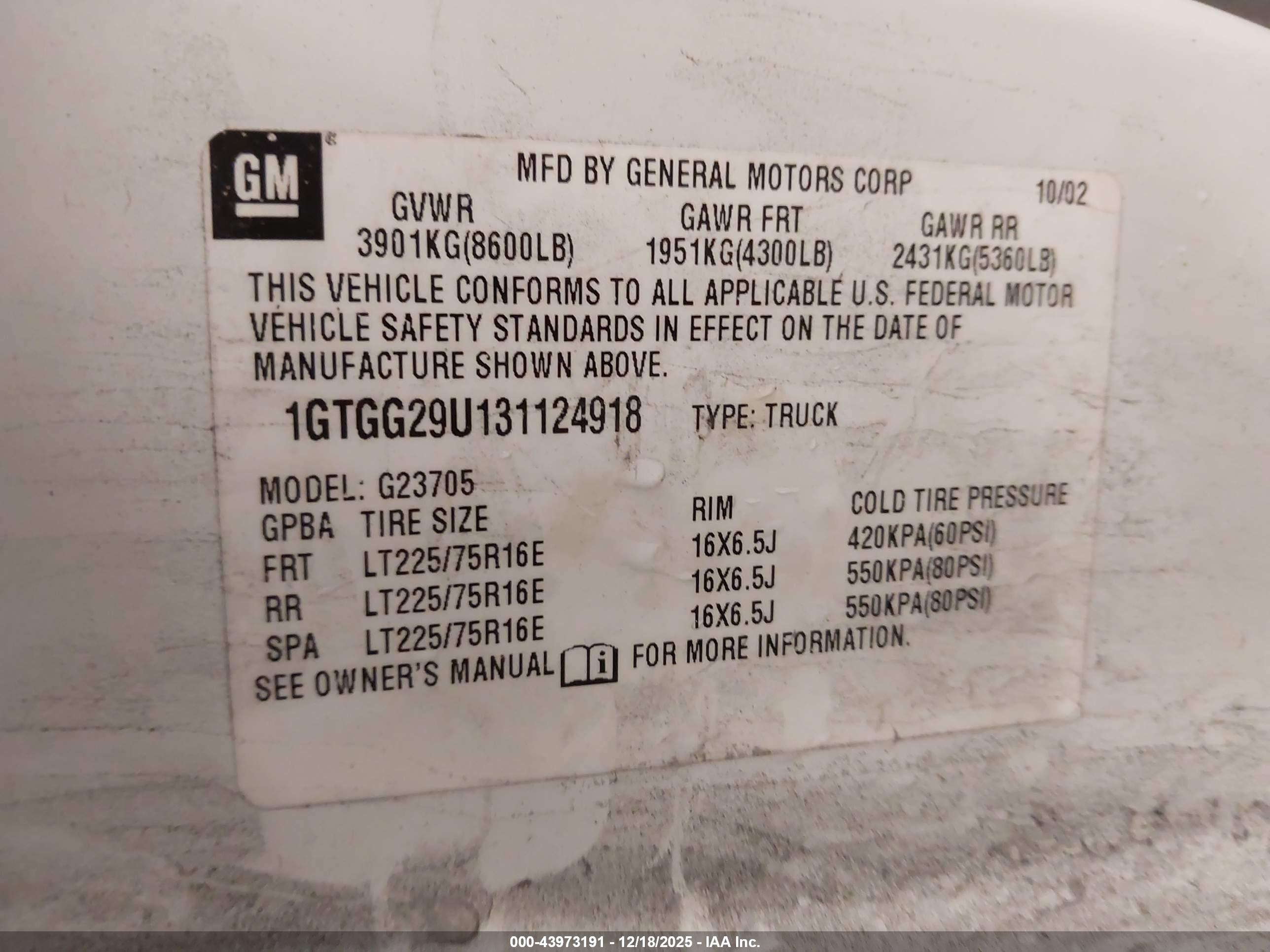 GMC SAVANA image 9