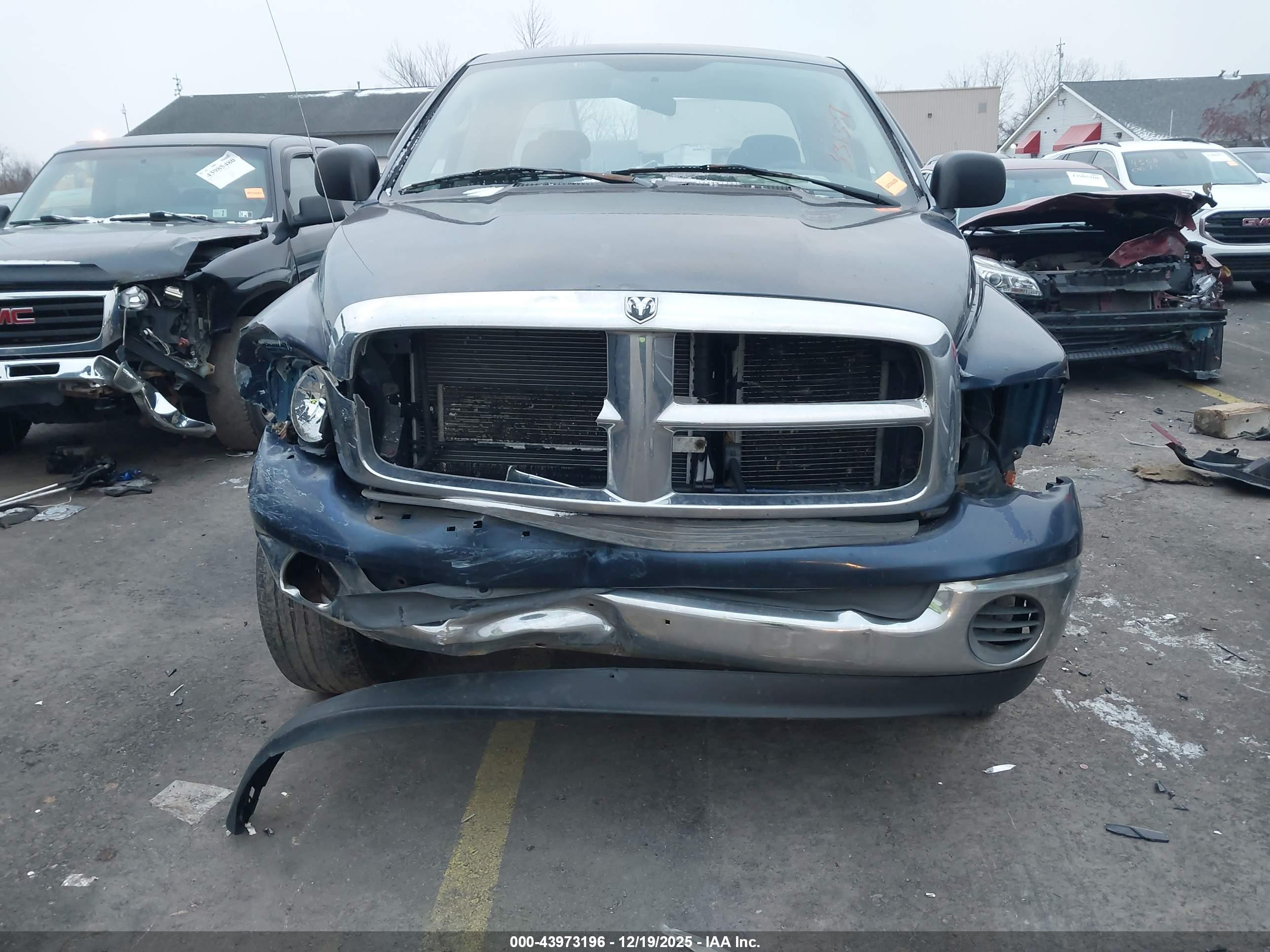 DODGE RAM image 6