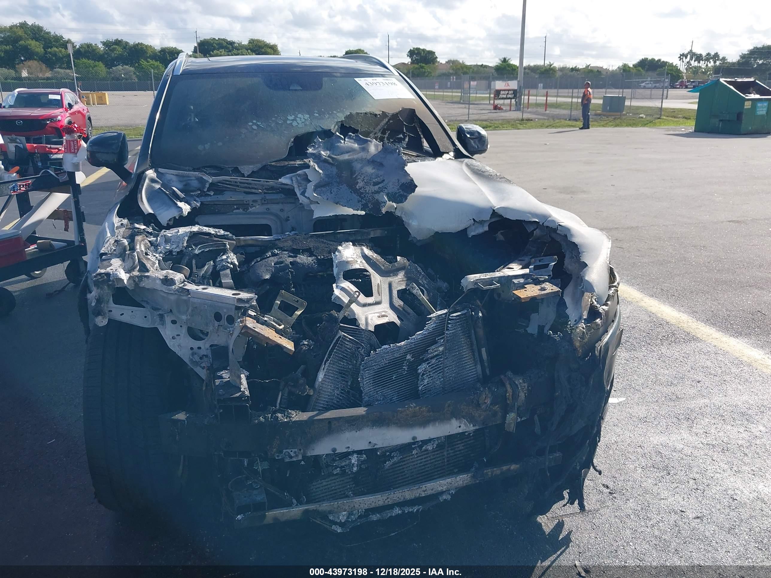VOLVO XC90 image 6