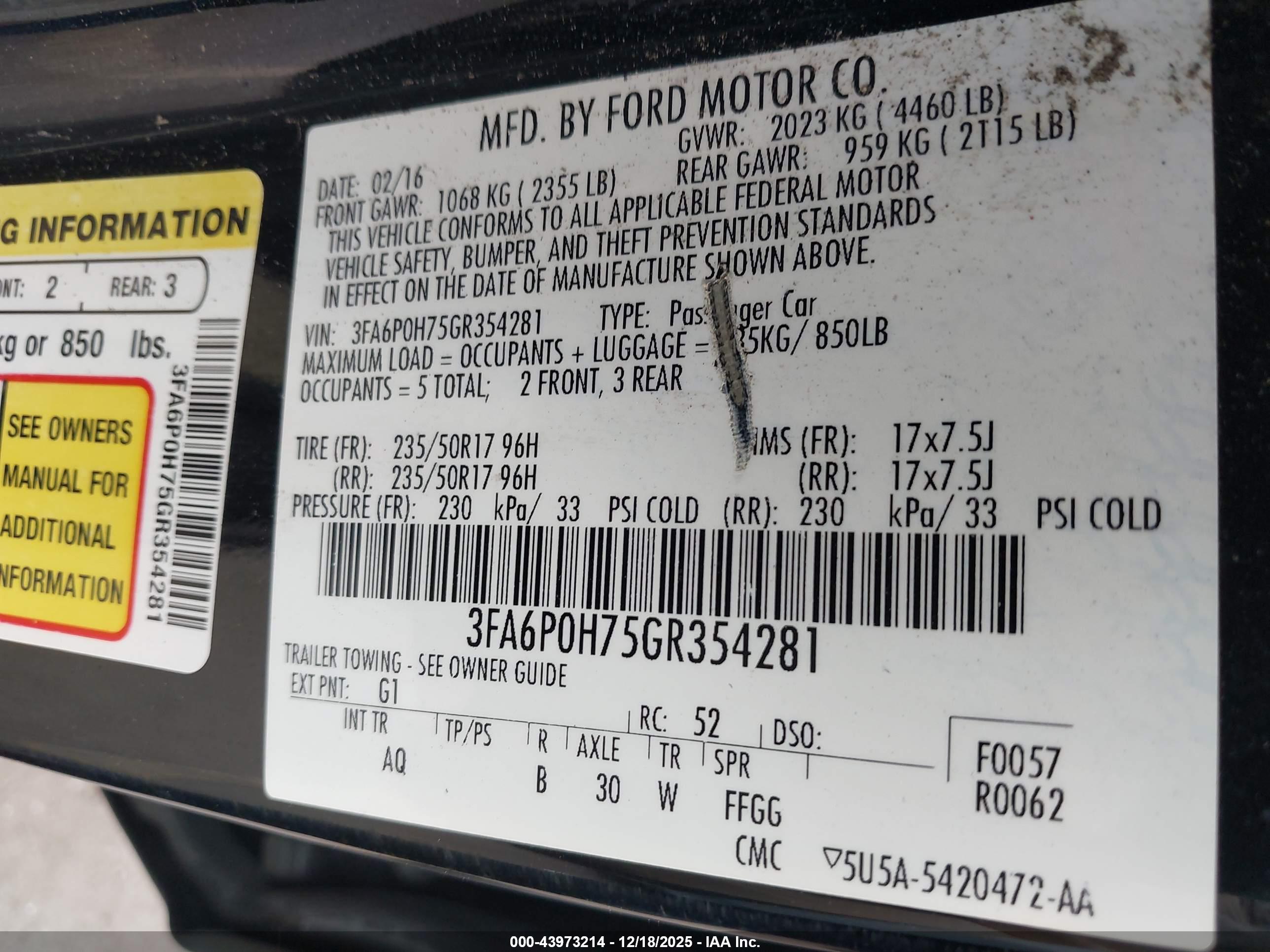 FORD FUSION image 9