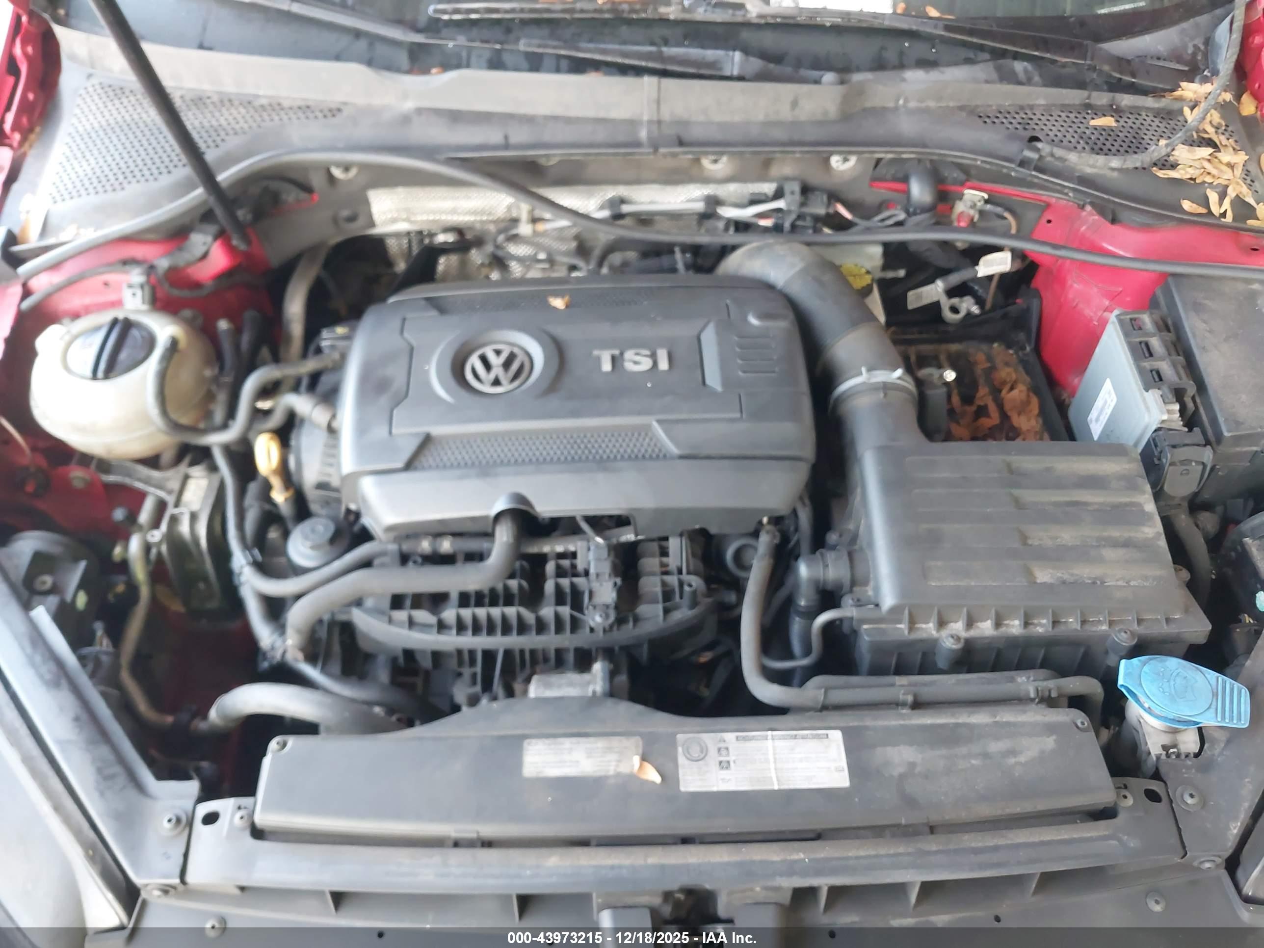 VOLKSWAGEN GOLF image 10