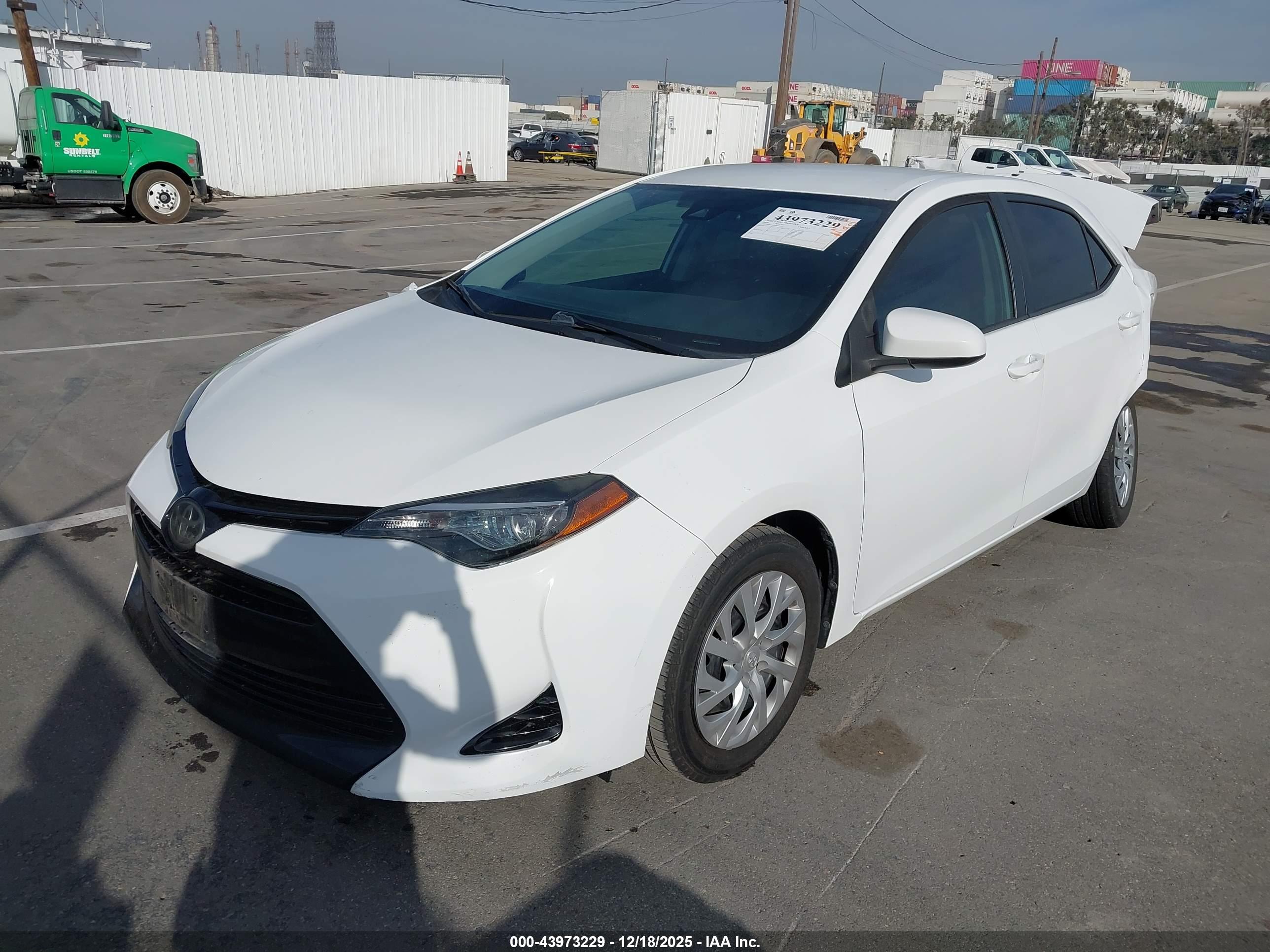 TOYOTA COROLLA image 2
