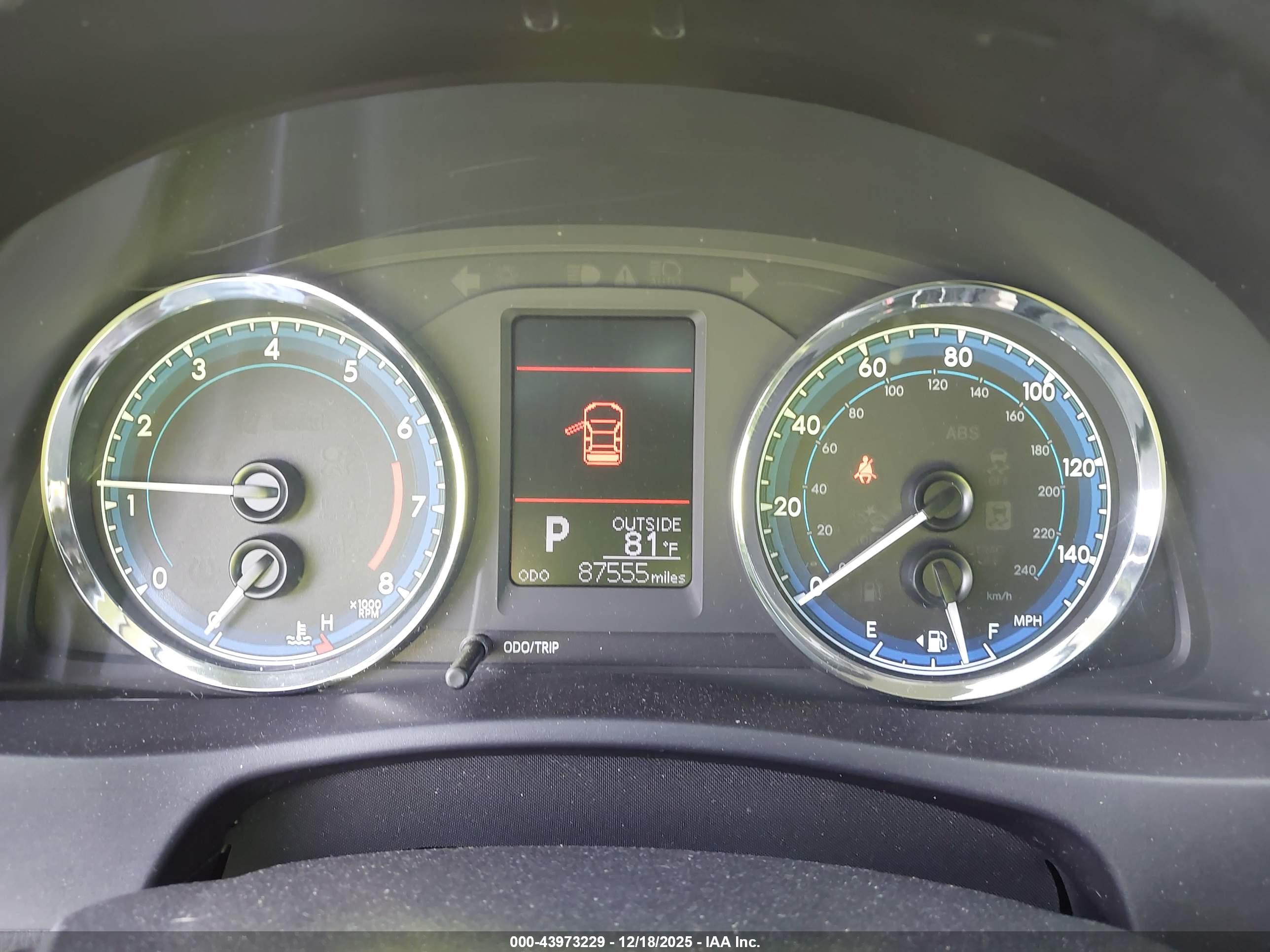 TOYOTA COROLLA image 7