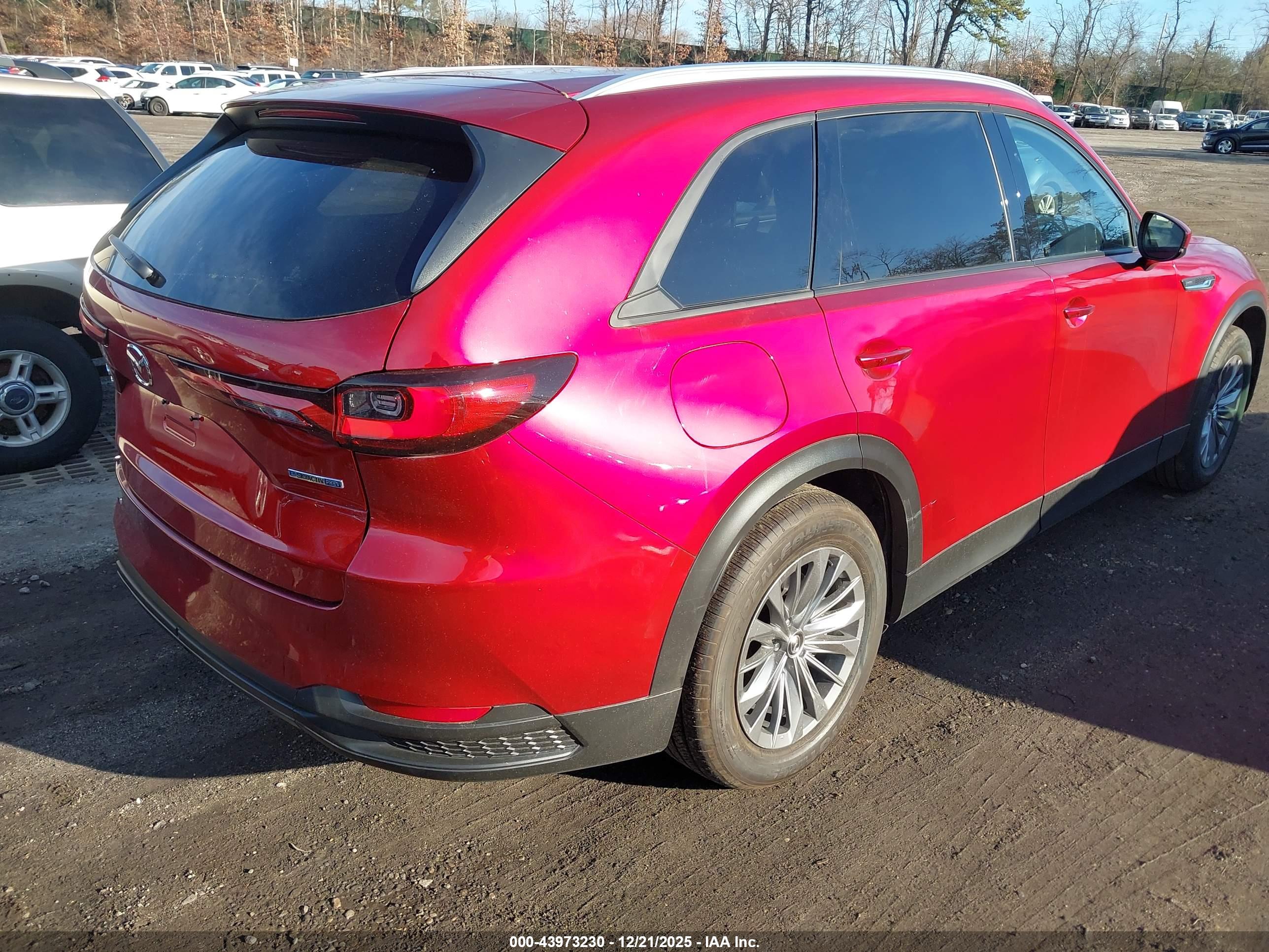 MAZDA CX-90 image 4