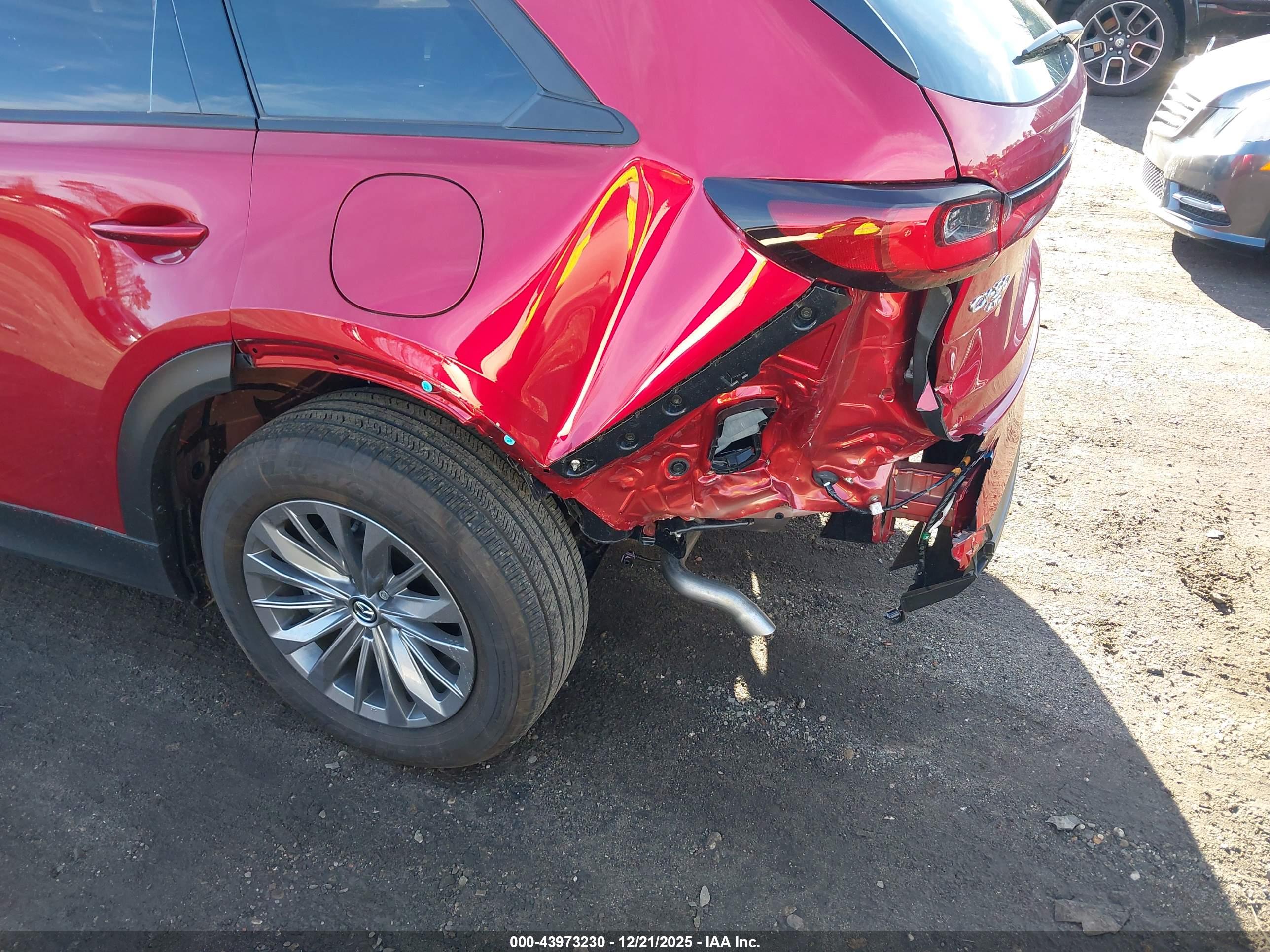 MAZDA CX-90 image 6