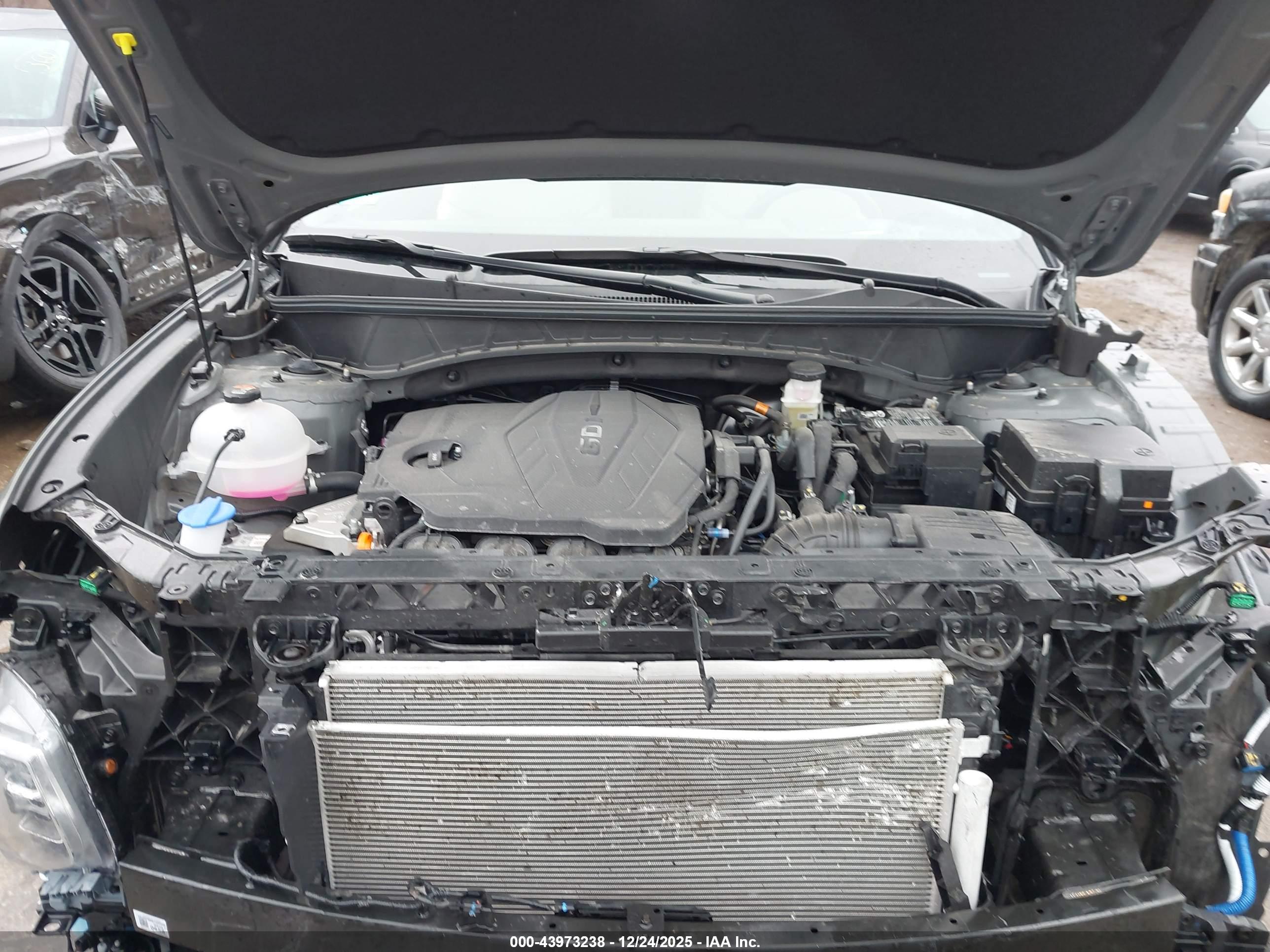 HYUNDAI TUCSON image 10