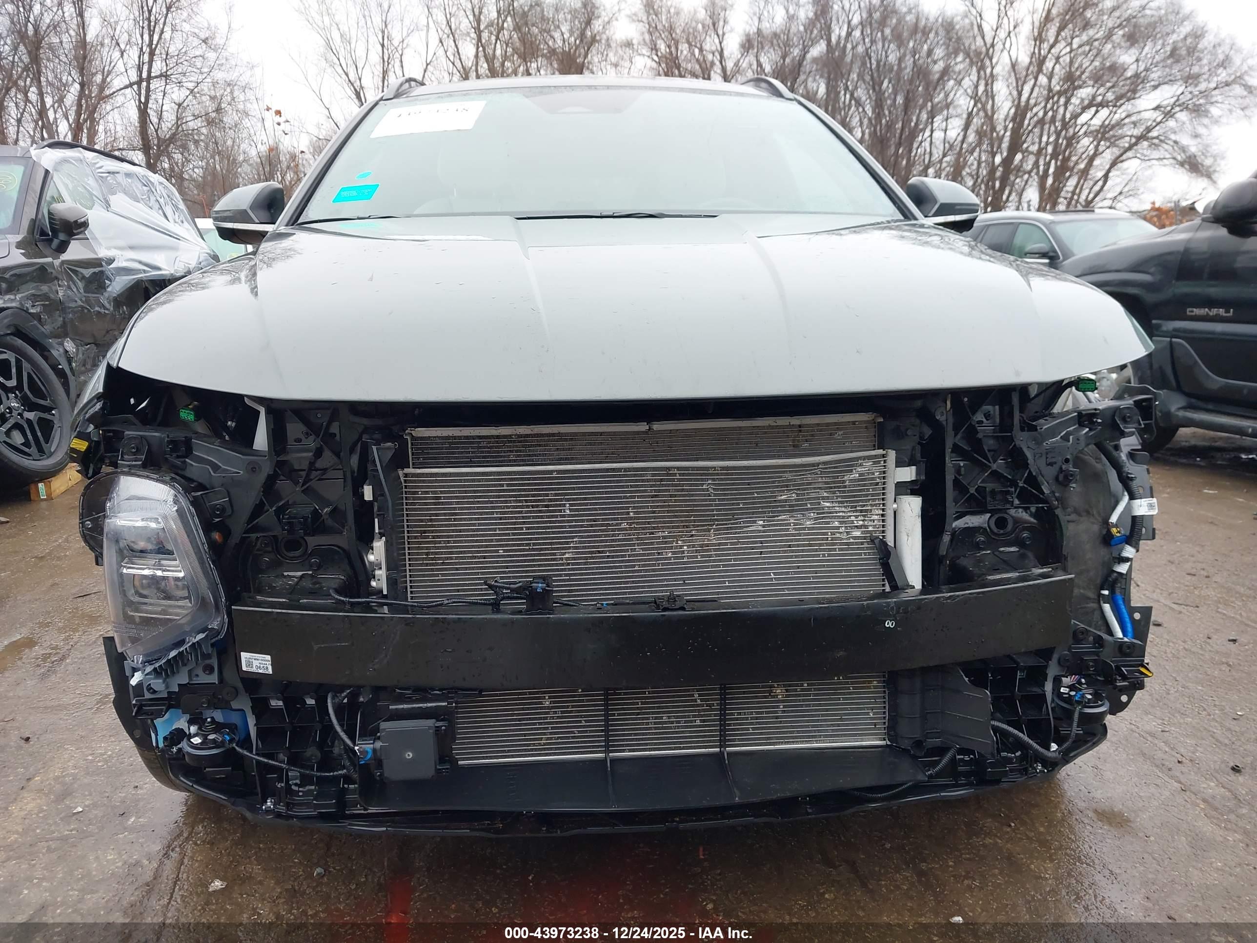 HYUNDAI TUCSON image 6