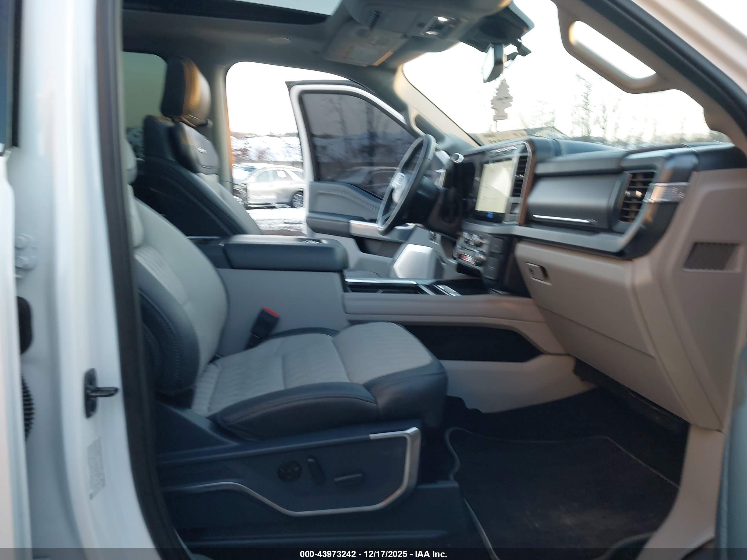 FORD F-350 image 7
