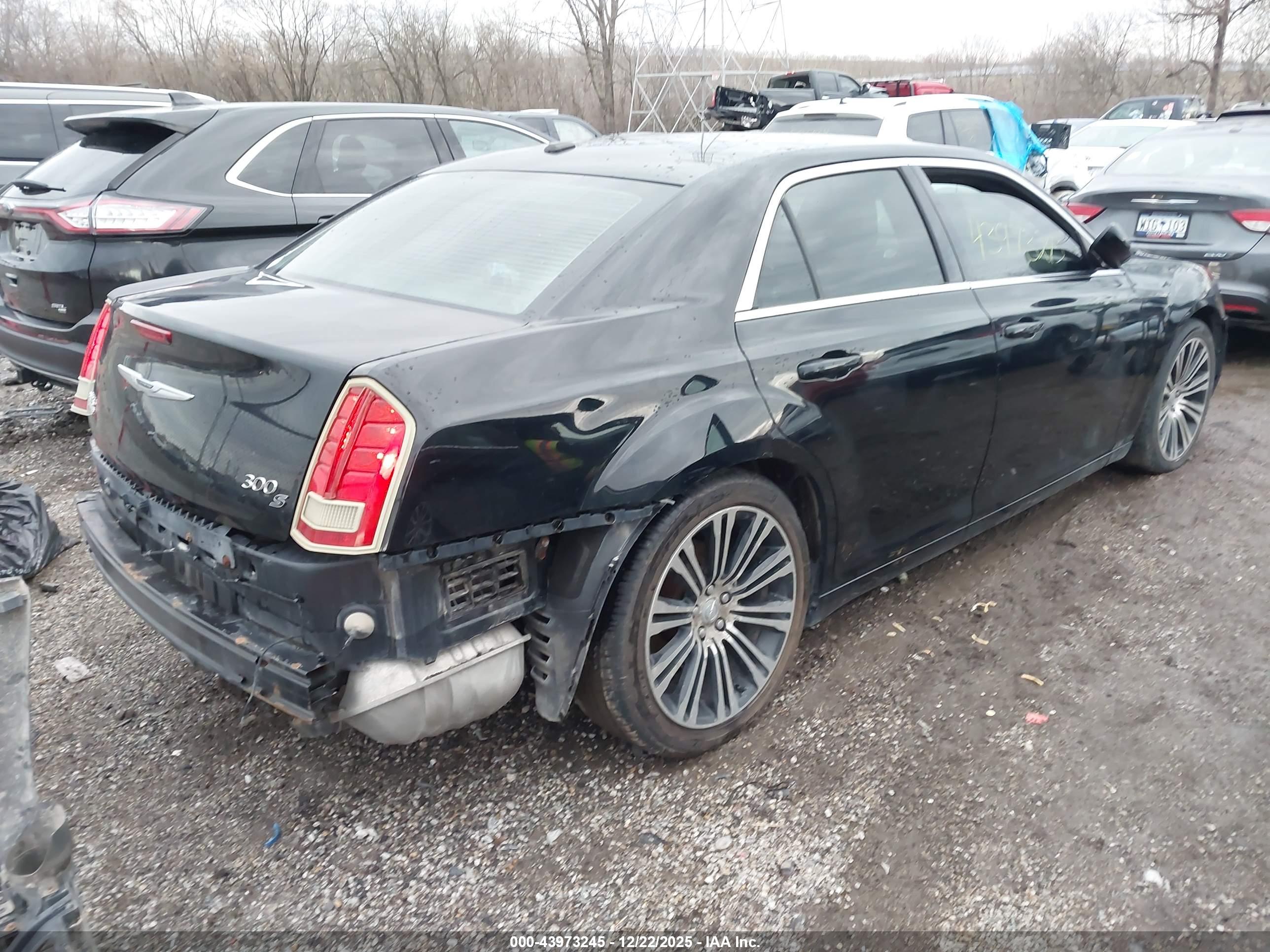 CHRYSLER 300 image 4