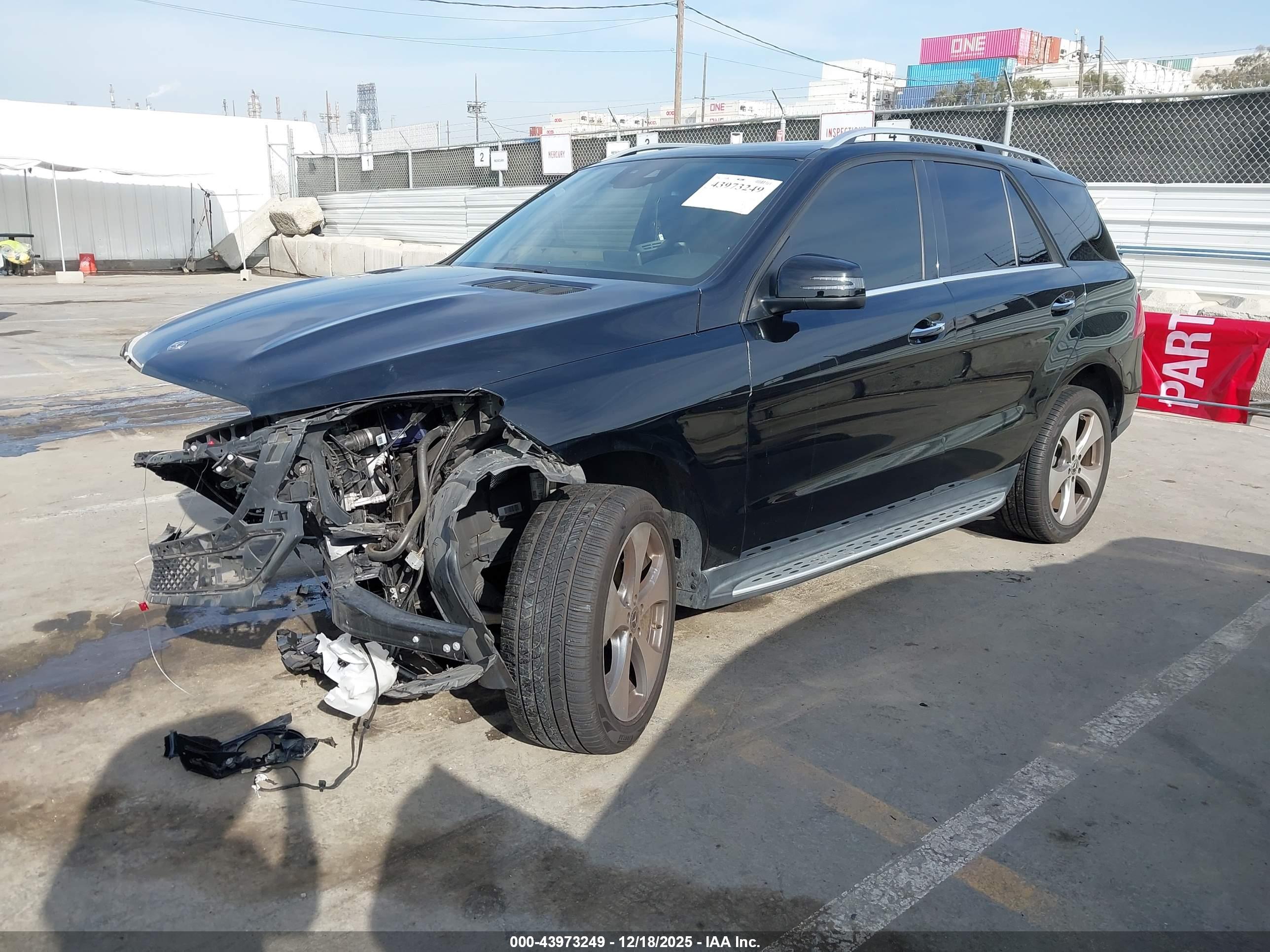 MERCEDES-BENZ GLE image 2