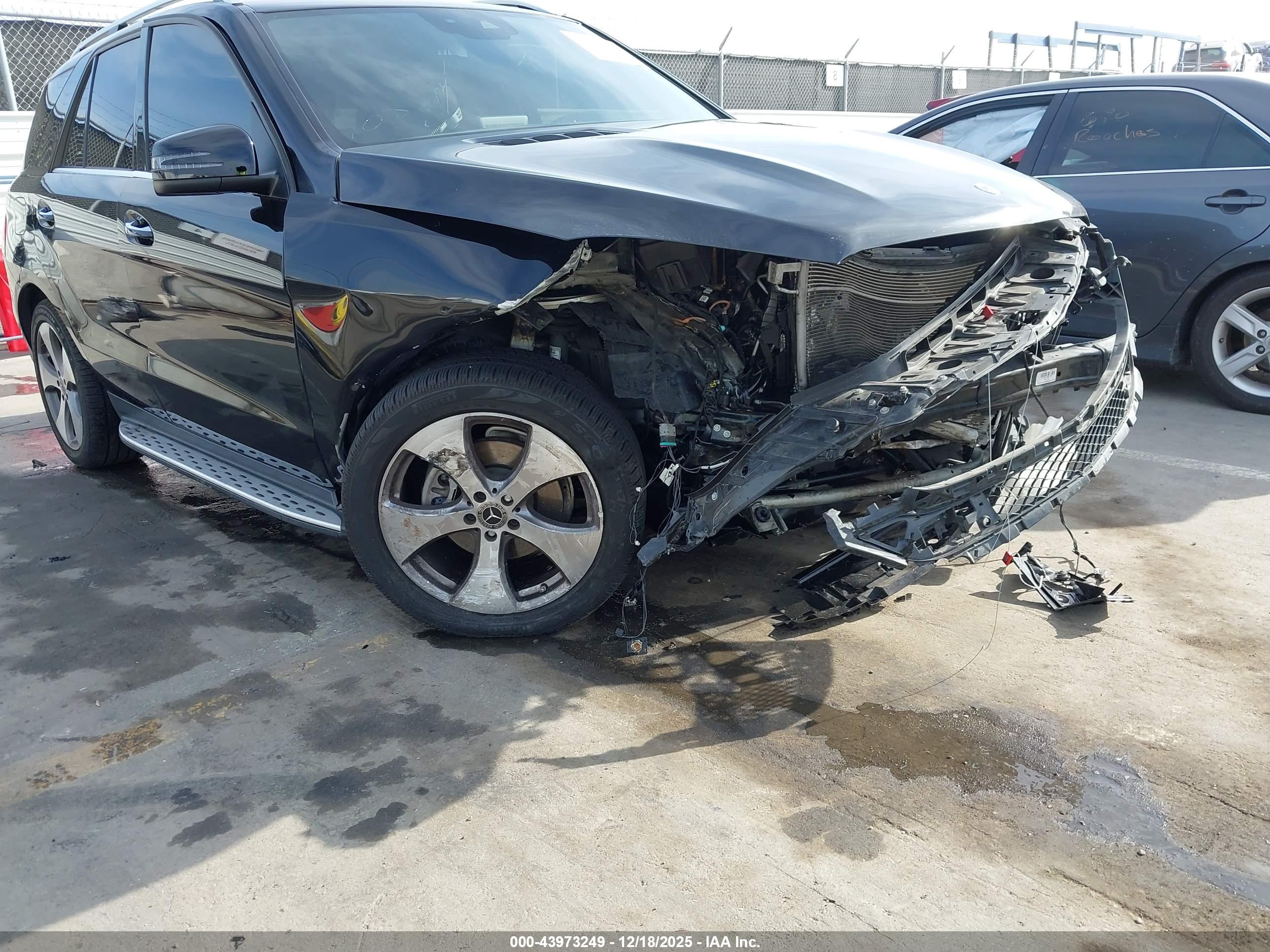 MERCEDES-BENZ GLE image 6