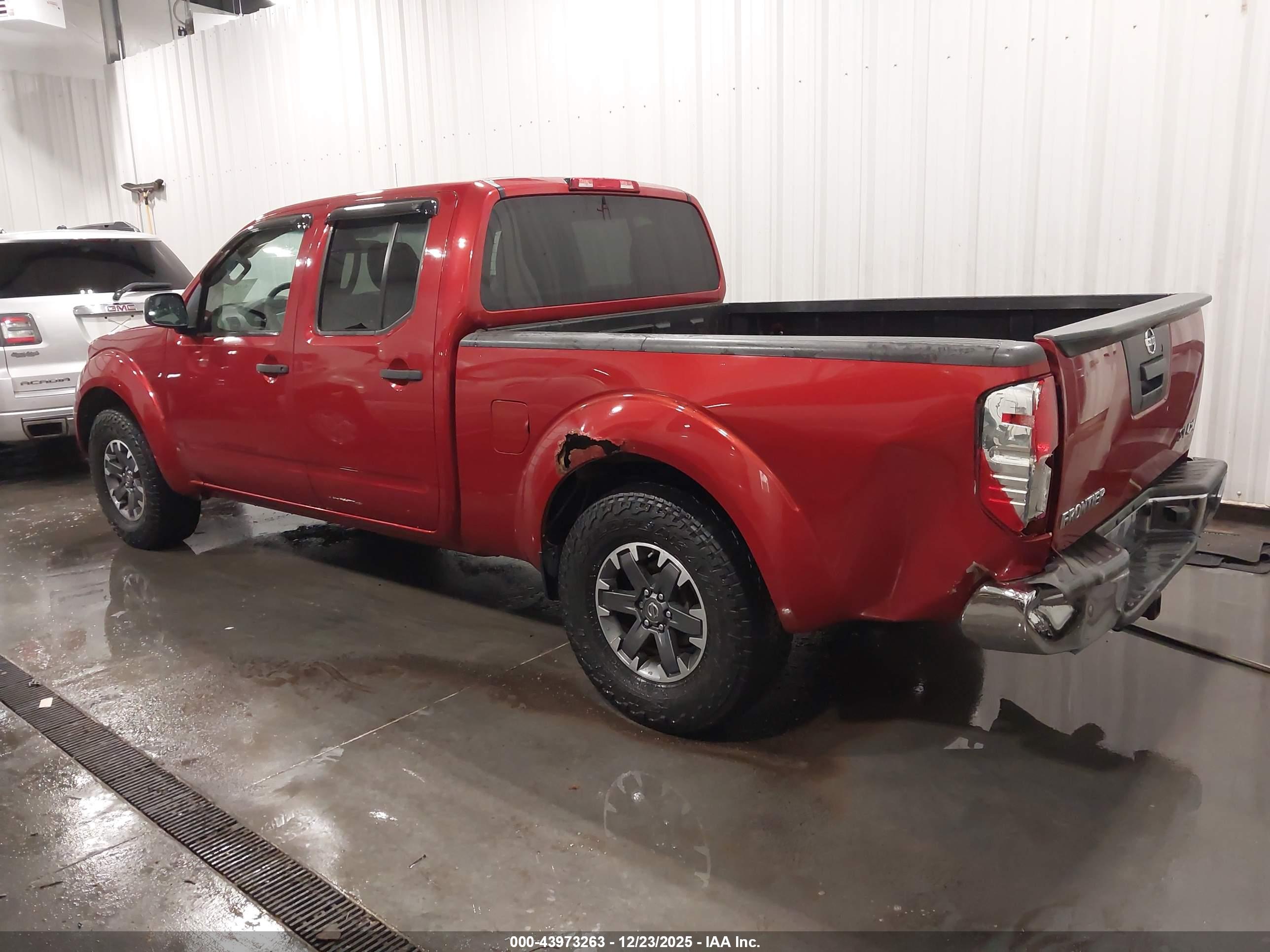 NISSAN FRONTIER image 3