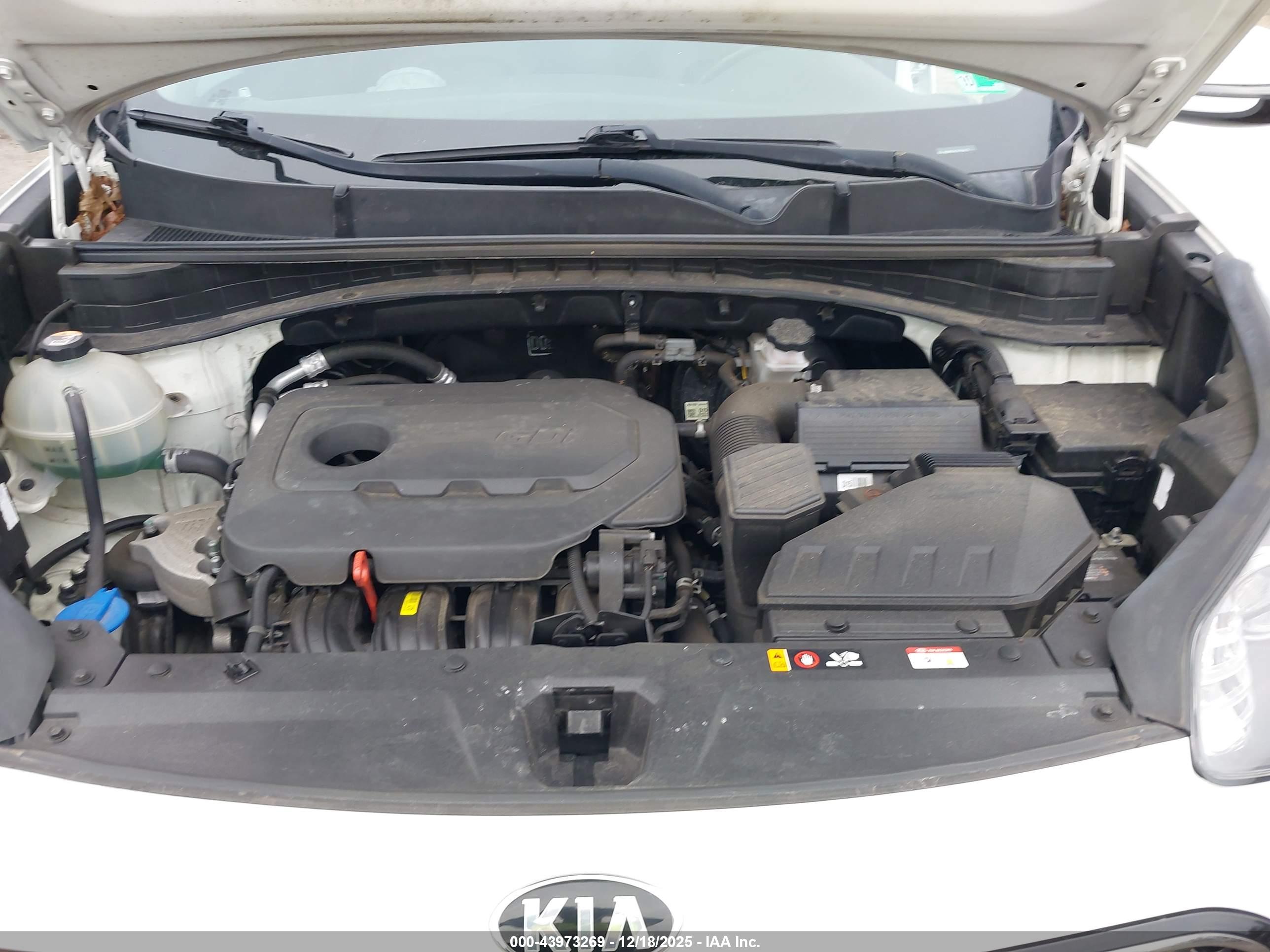 KIA SPORTAGE image 10