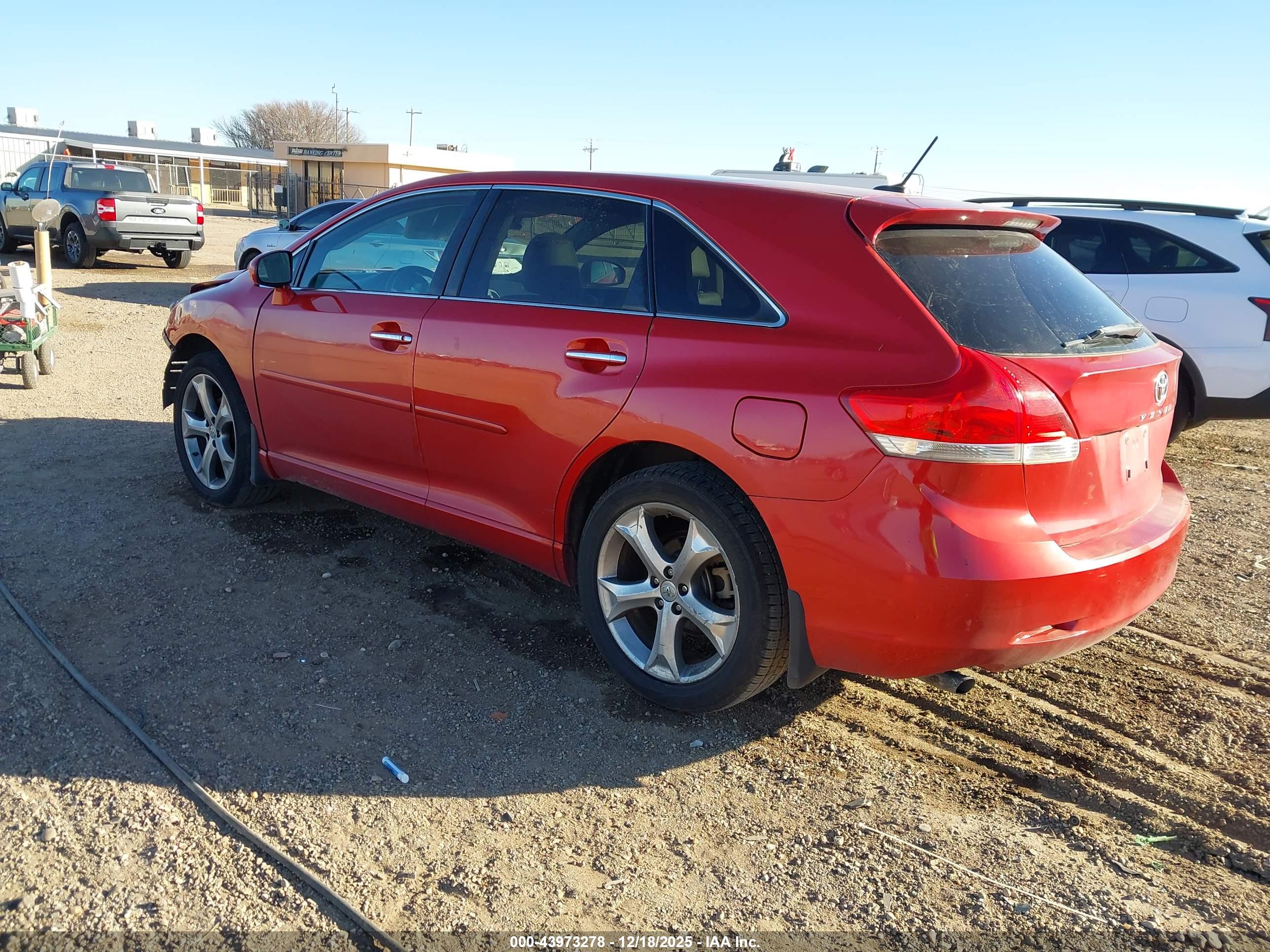 TOYOTA VENZA image 3