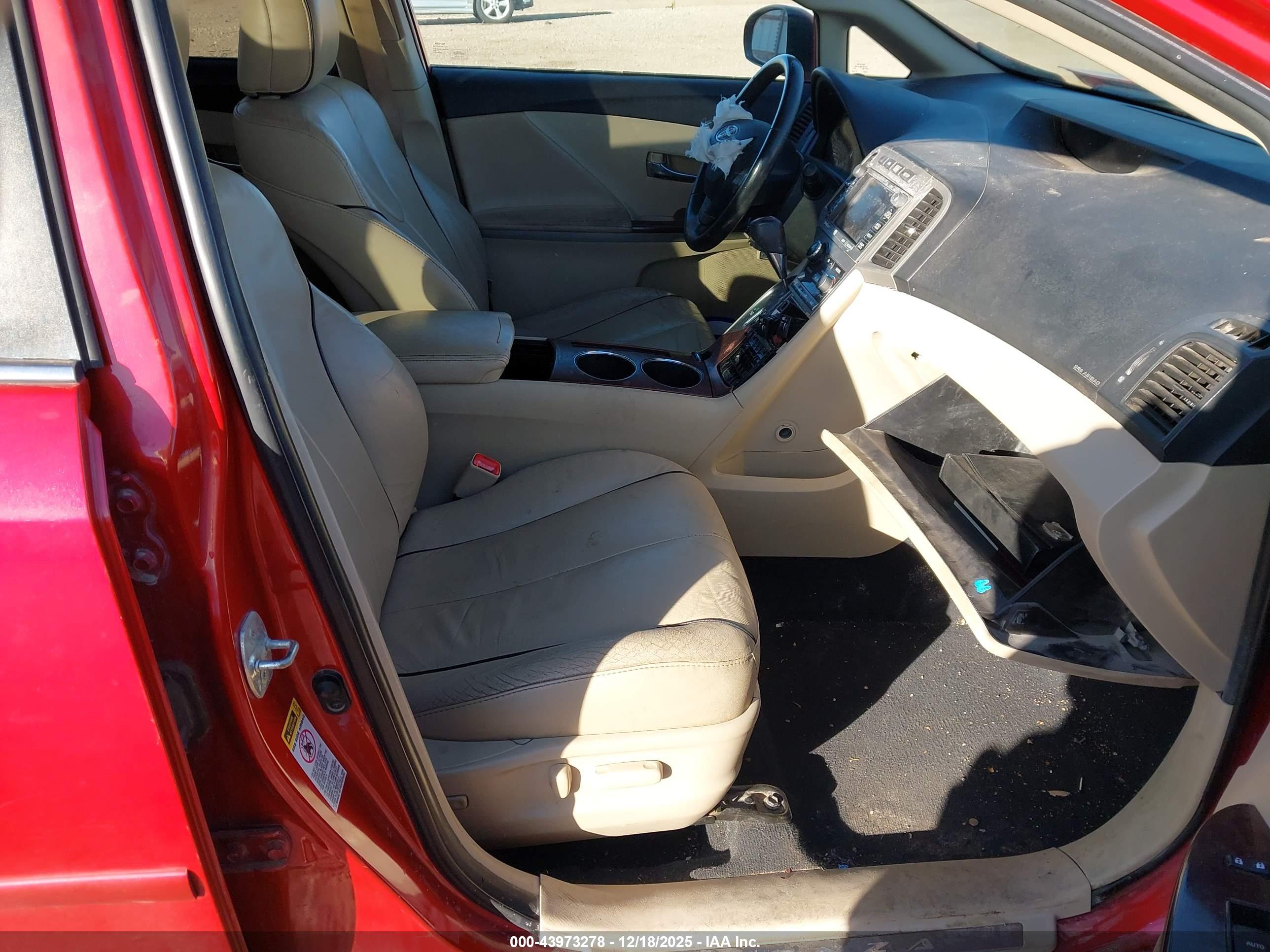 TOYOTA VENZA image 5