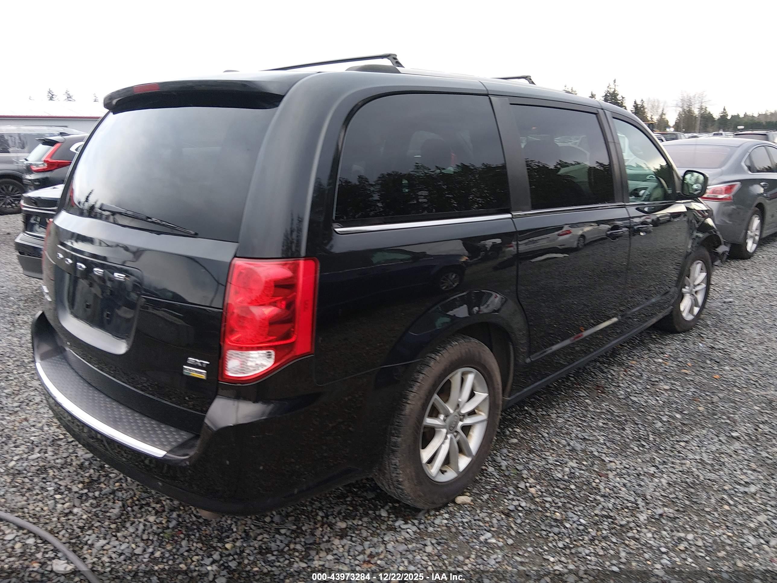 DODGE GRAND image 4