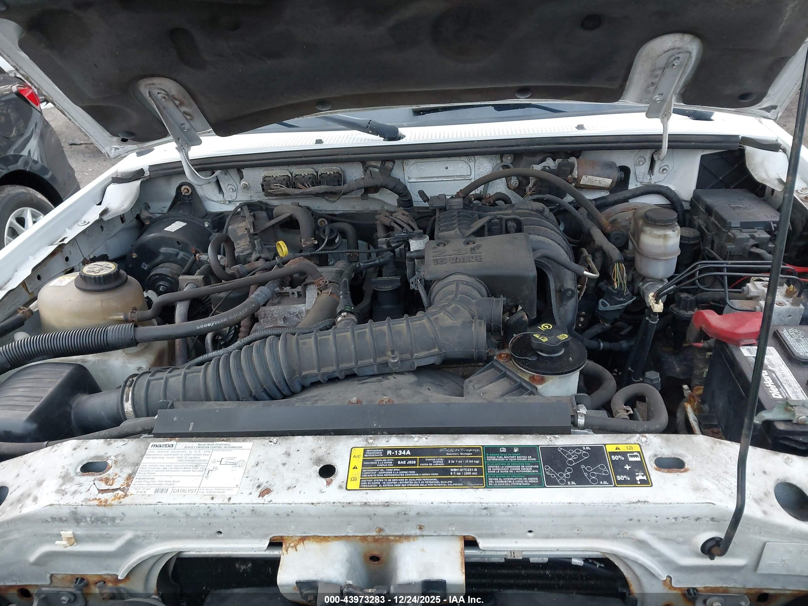 MAZDA B2300 image 10