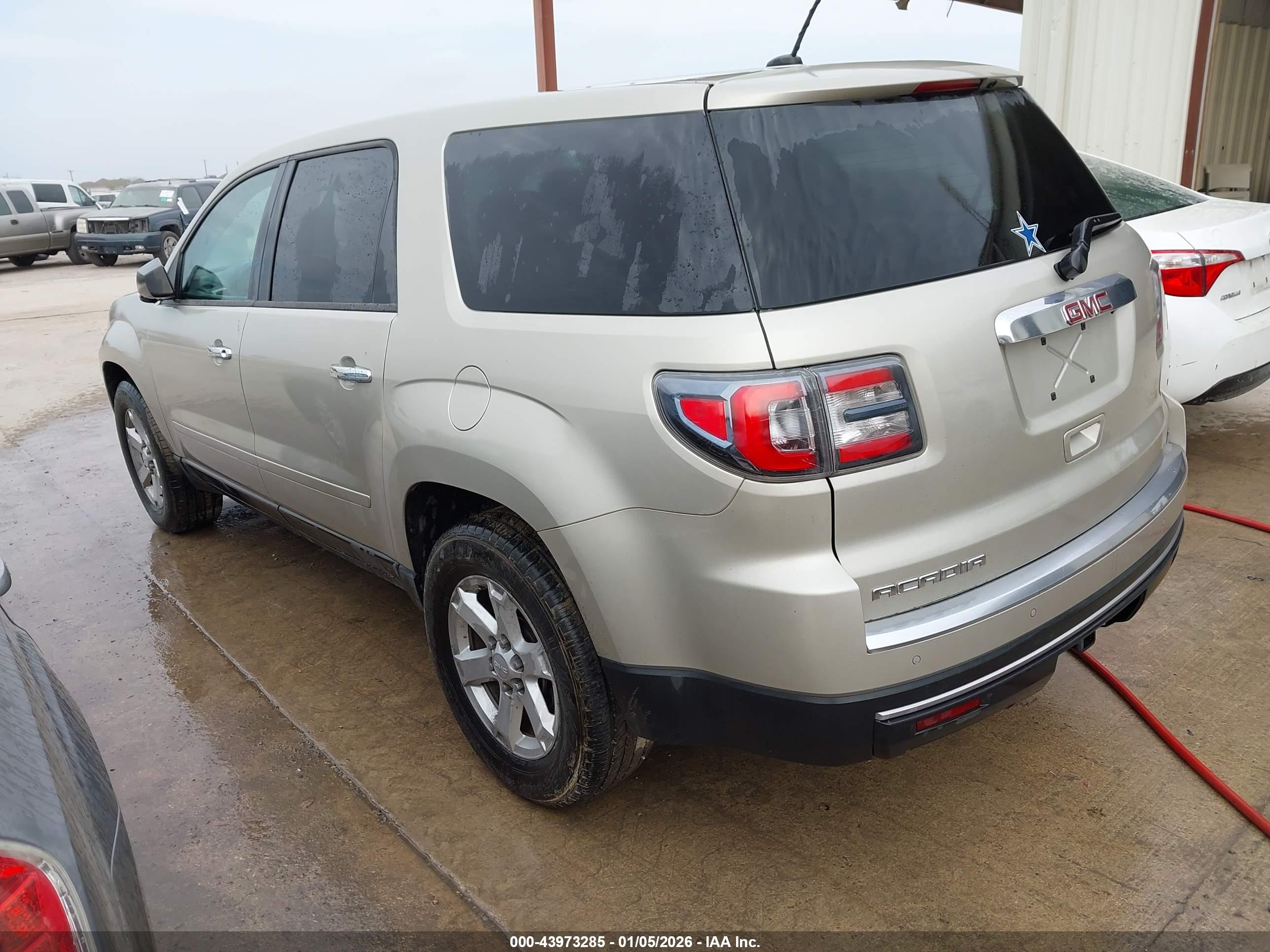 GMC ACADIA image 3