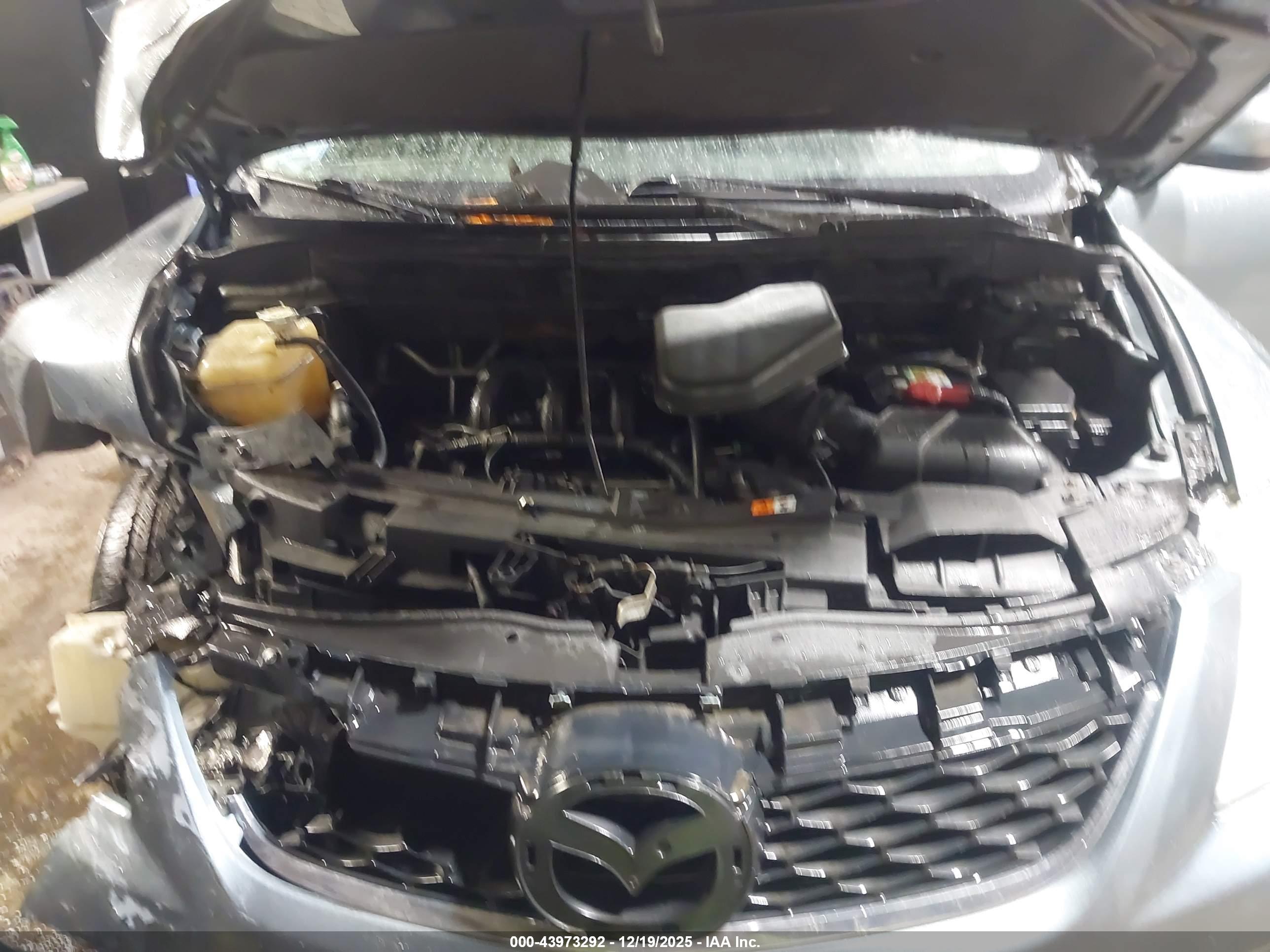MAZDA CX-9 image 10