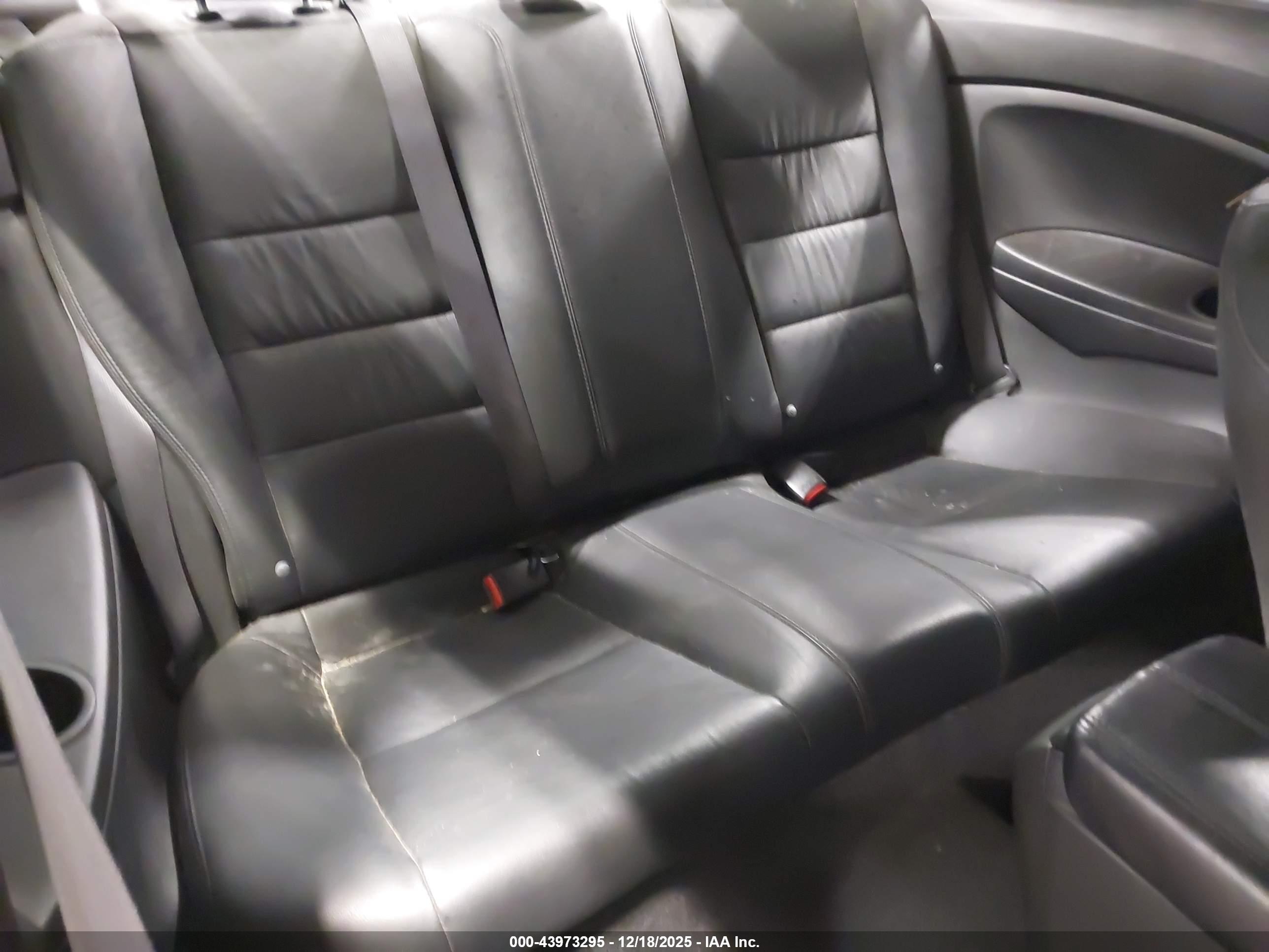 HONDA ACCORD image 8