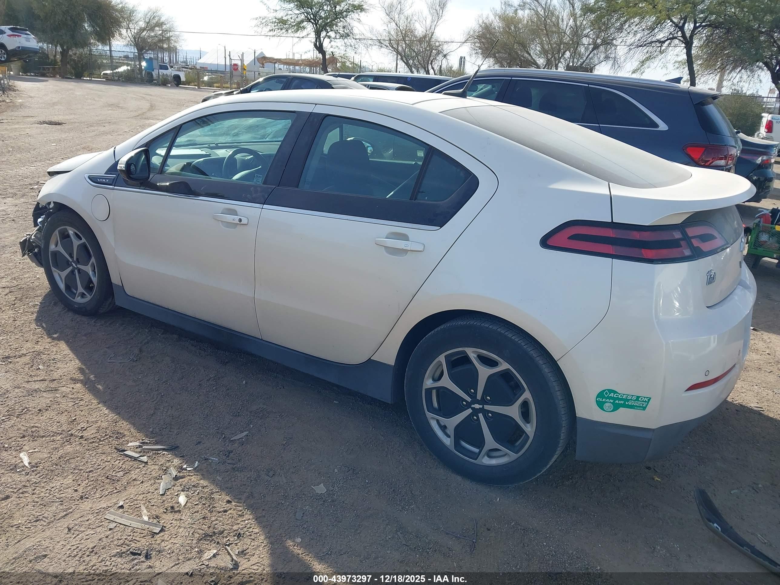 CHEVROLET VOLT image 3