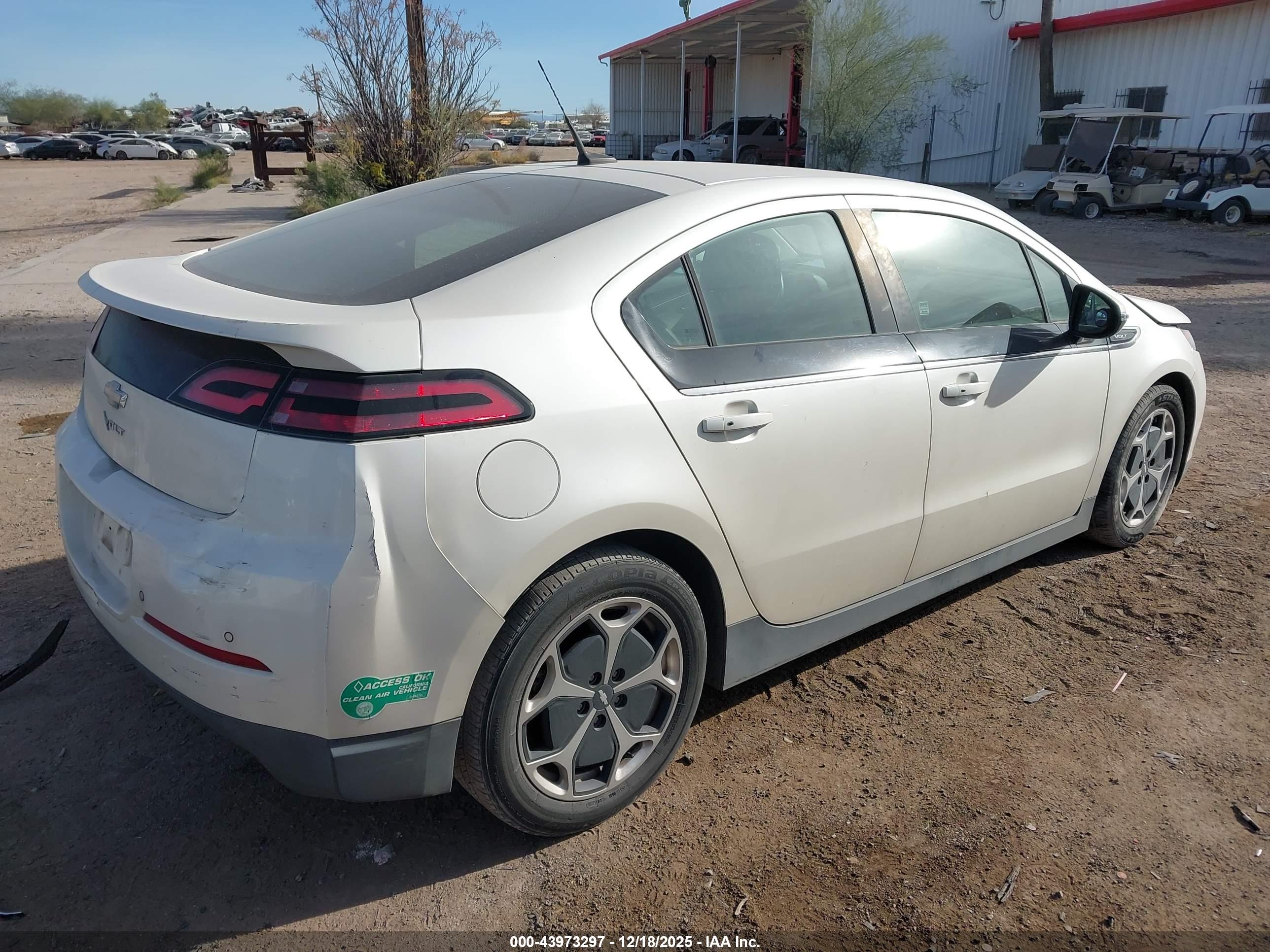 CHEVROLET VOLT image 4
