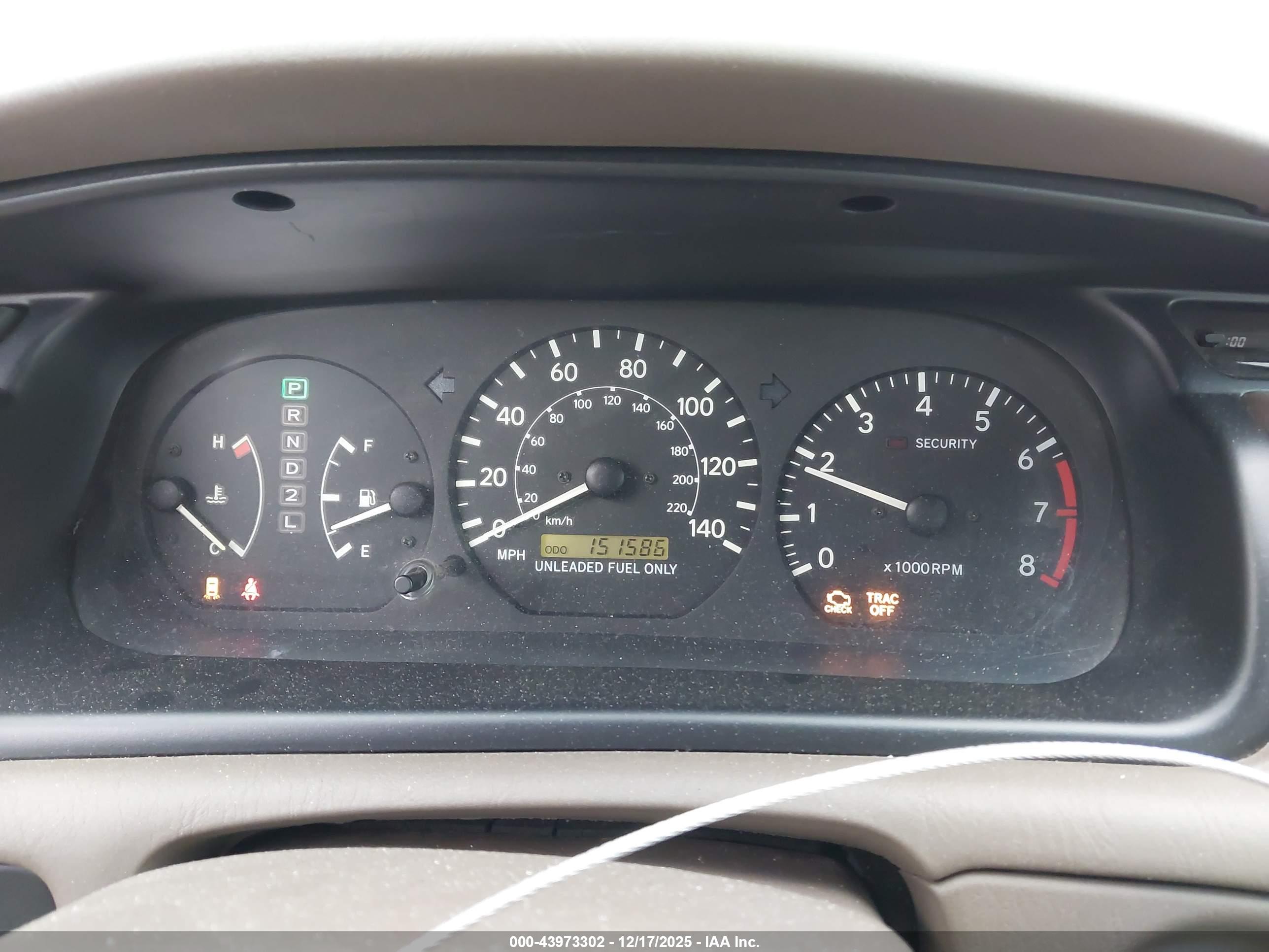 TOYOTA CAMRY image 7